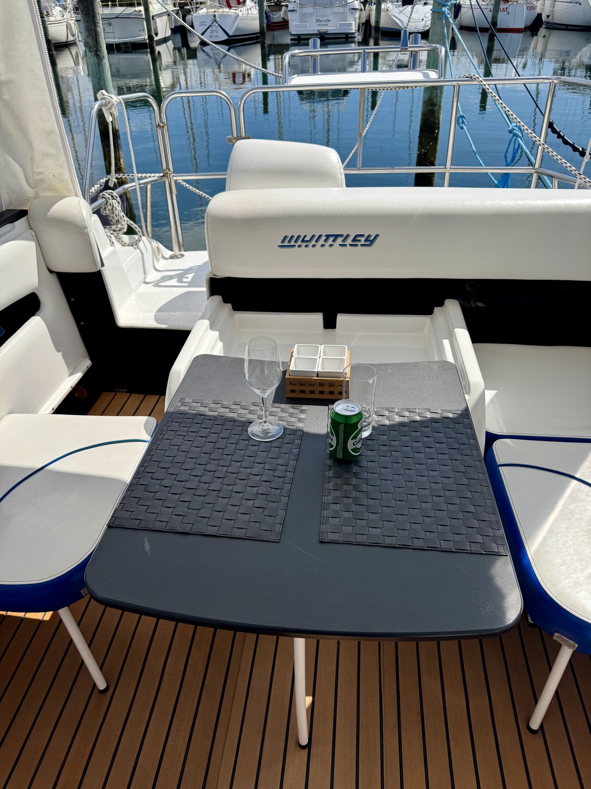 Cockpit bord