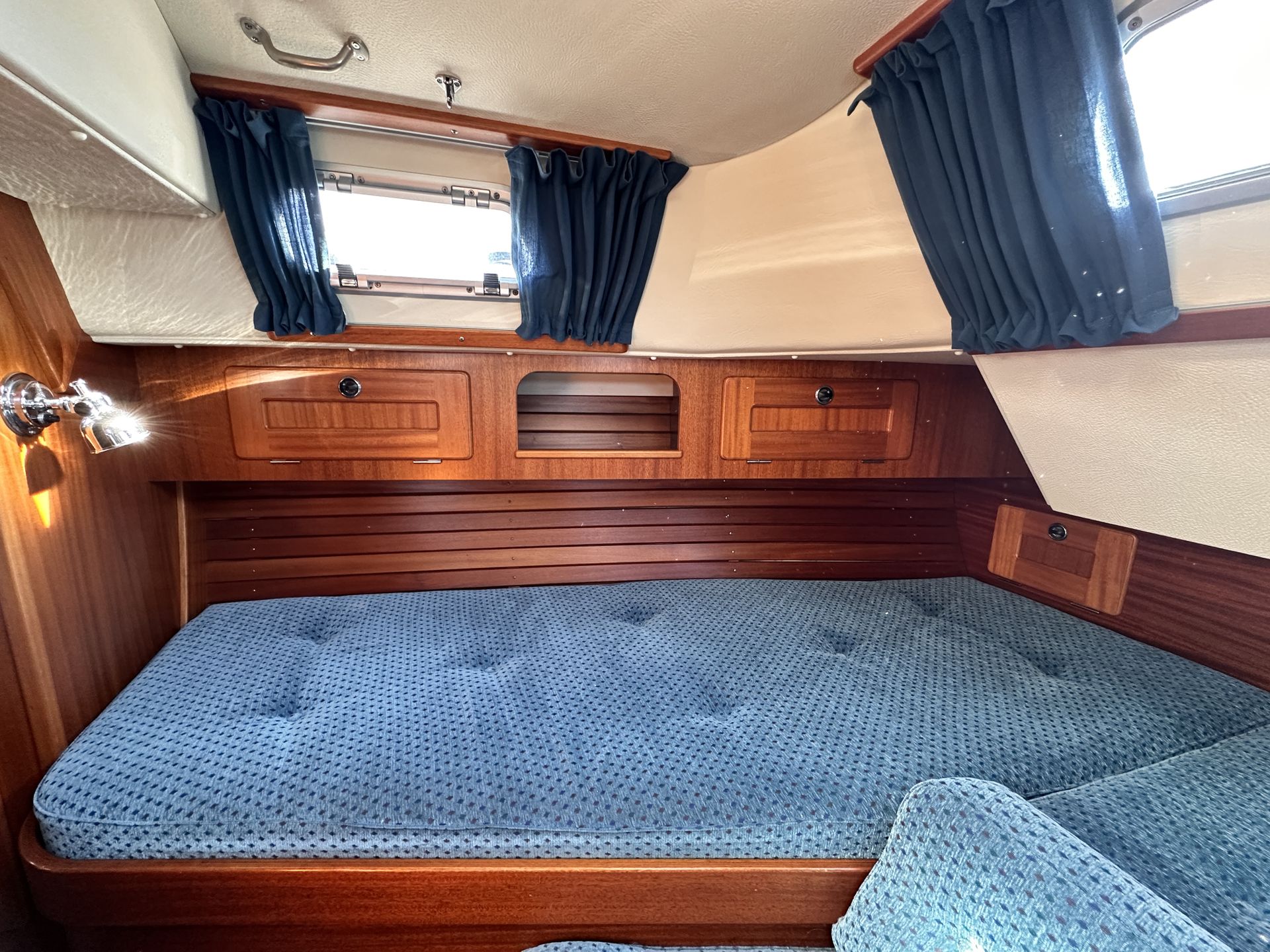 Hallberg Rassy 37 #35