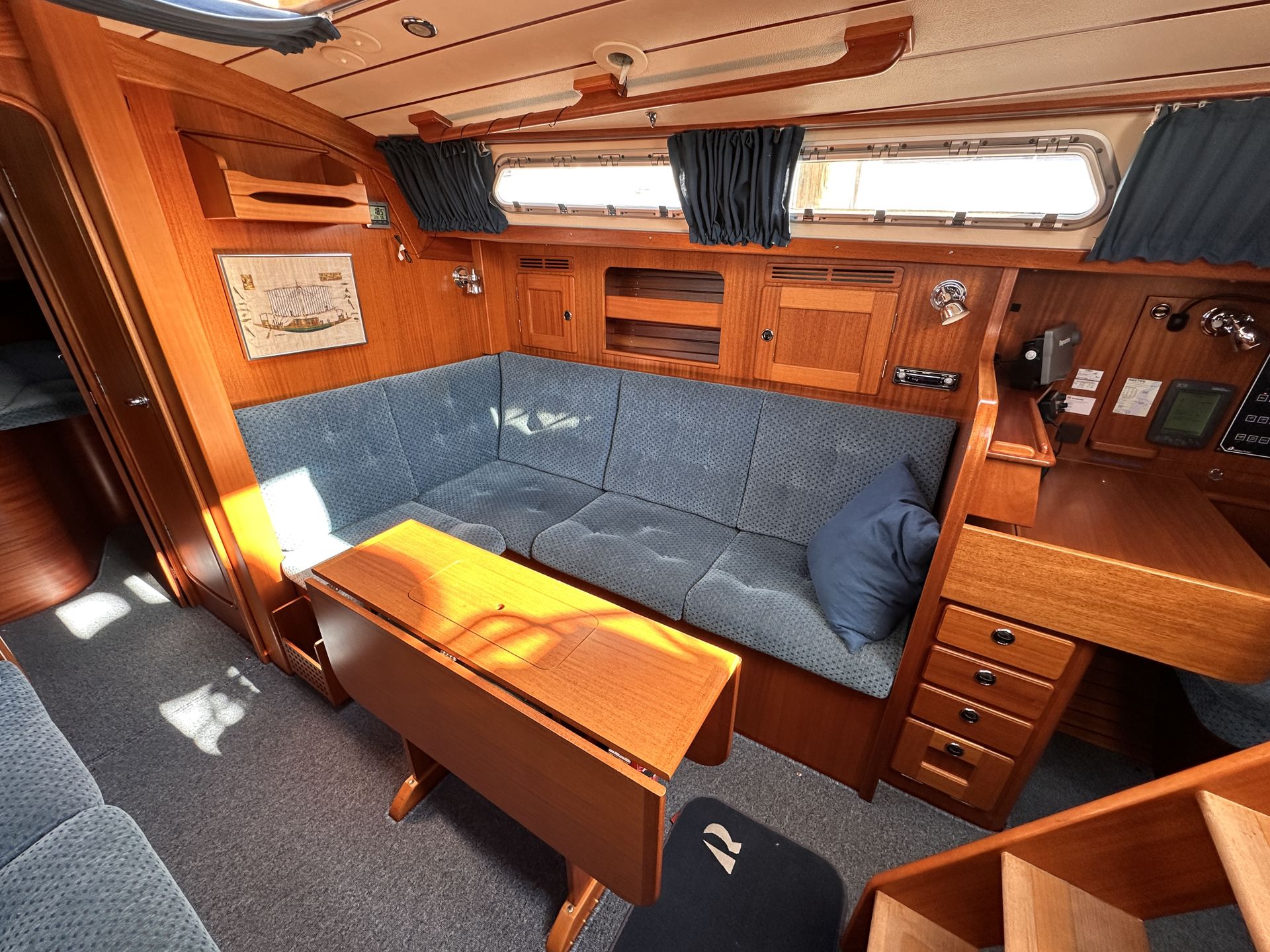 Hallberg Rassy 37 #60