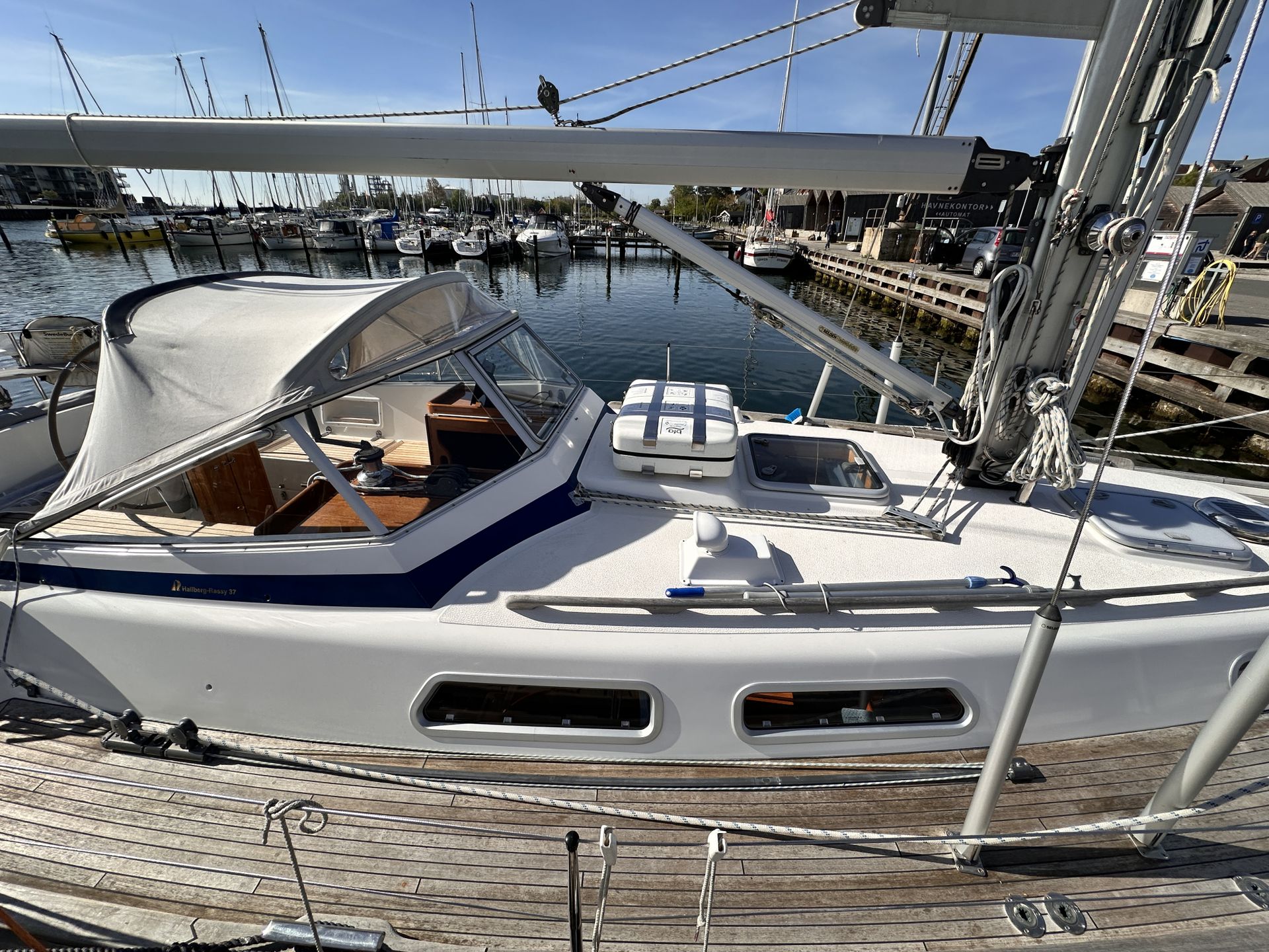 Hallberg Rassy 37 #8