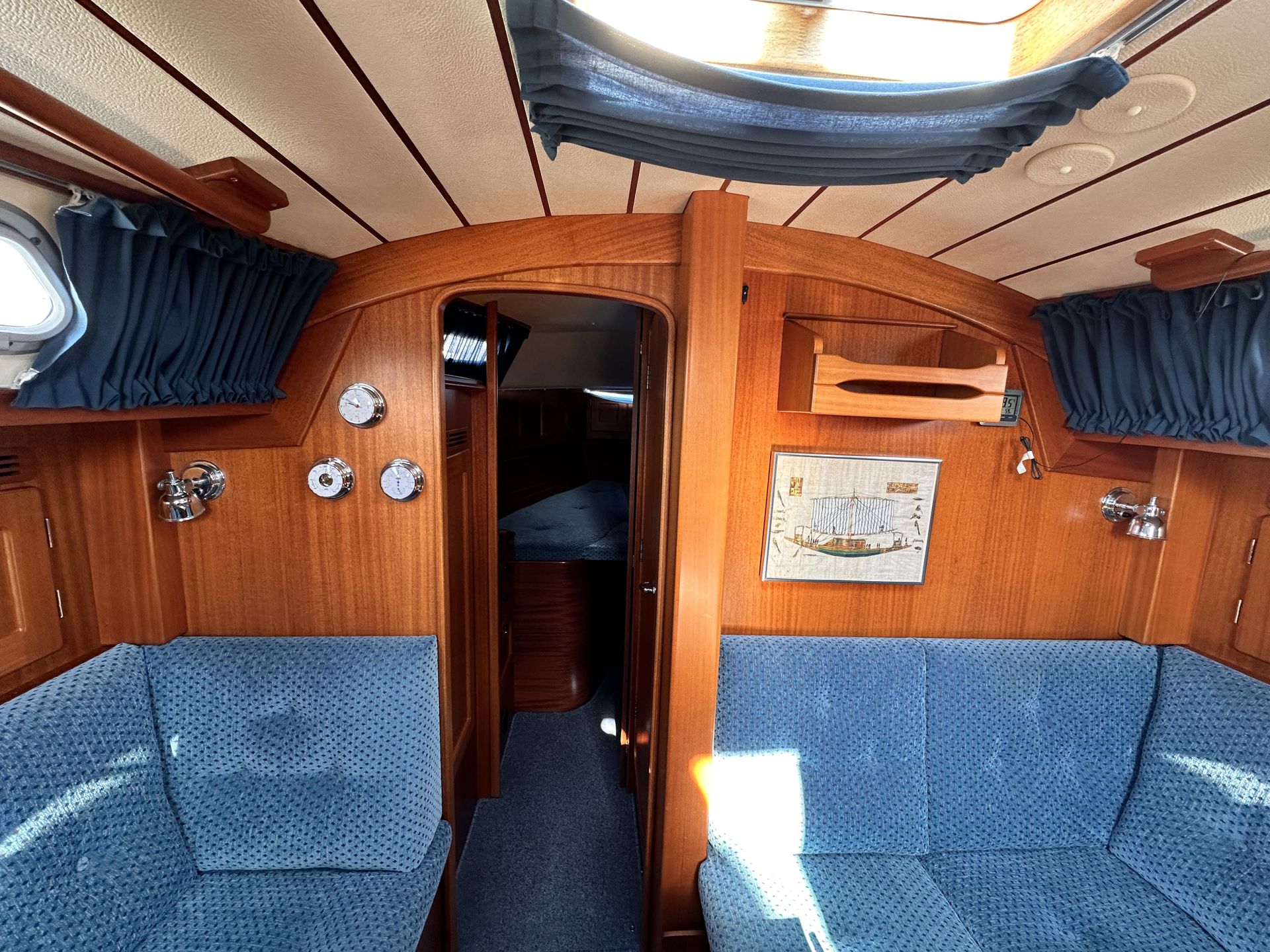 Hallberg Rassy 37 #53