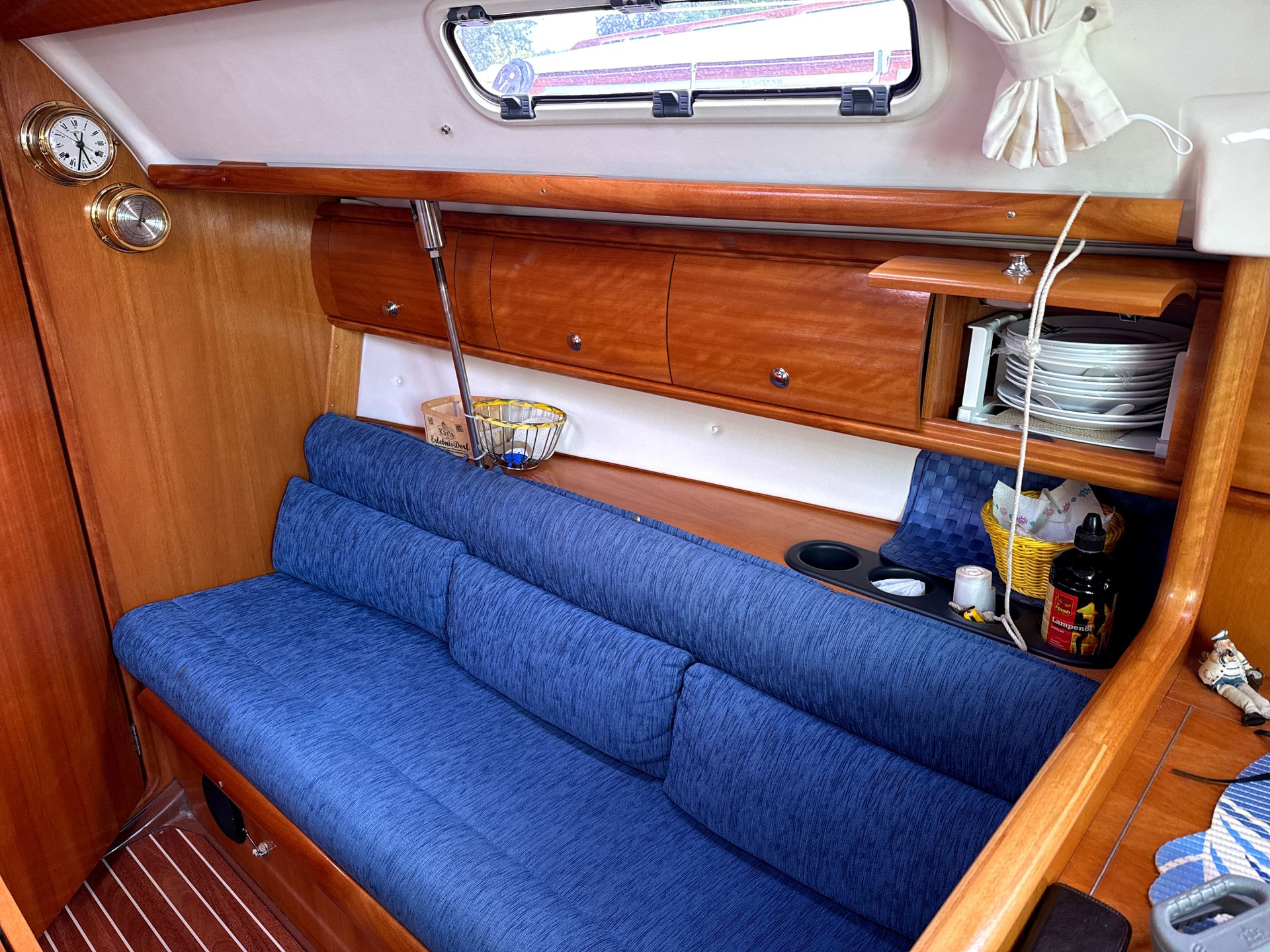 Bavaria 32 #58