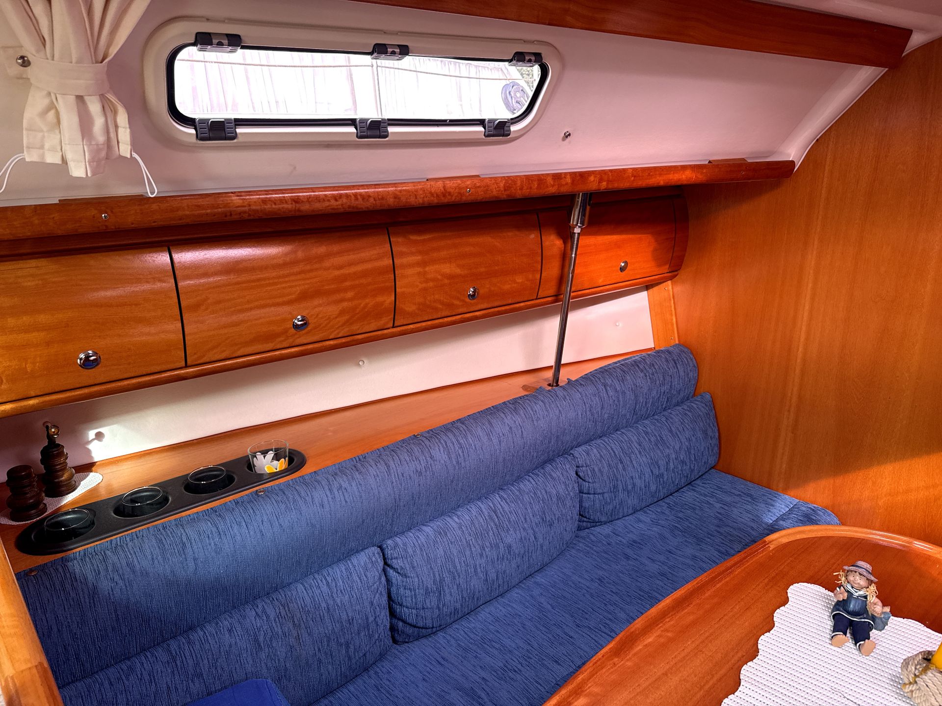 Bavaria 32 #48