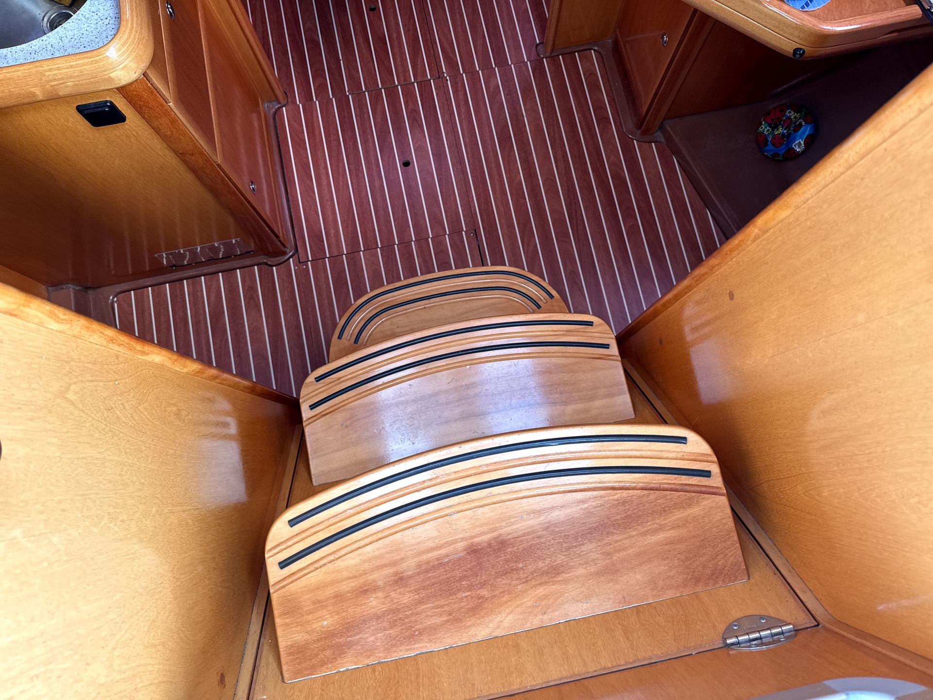 Bavaria 32 #40