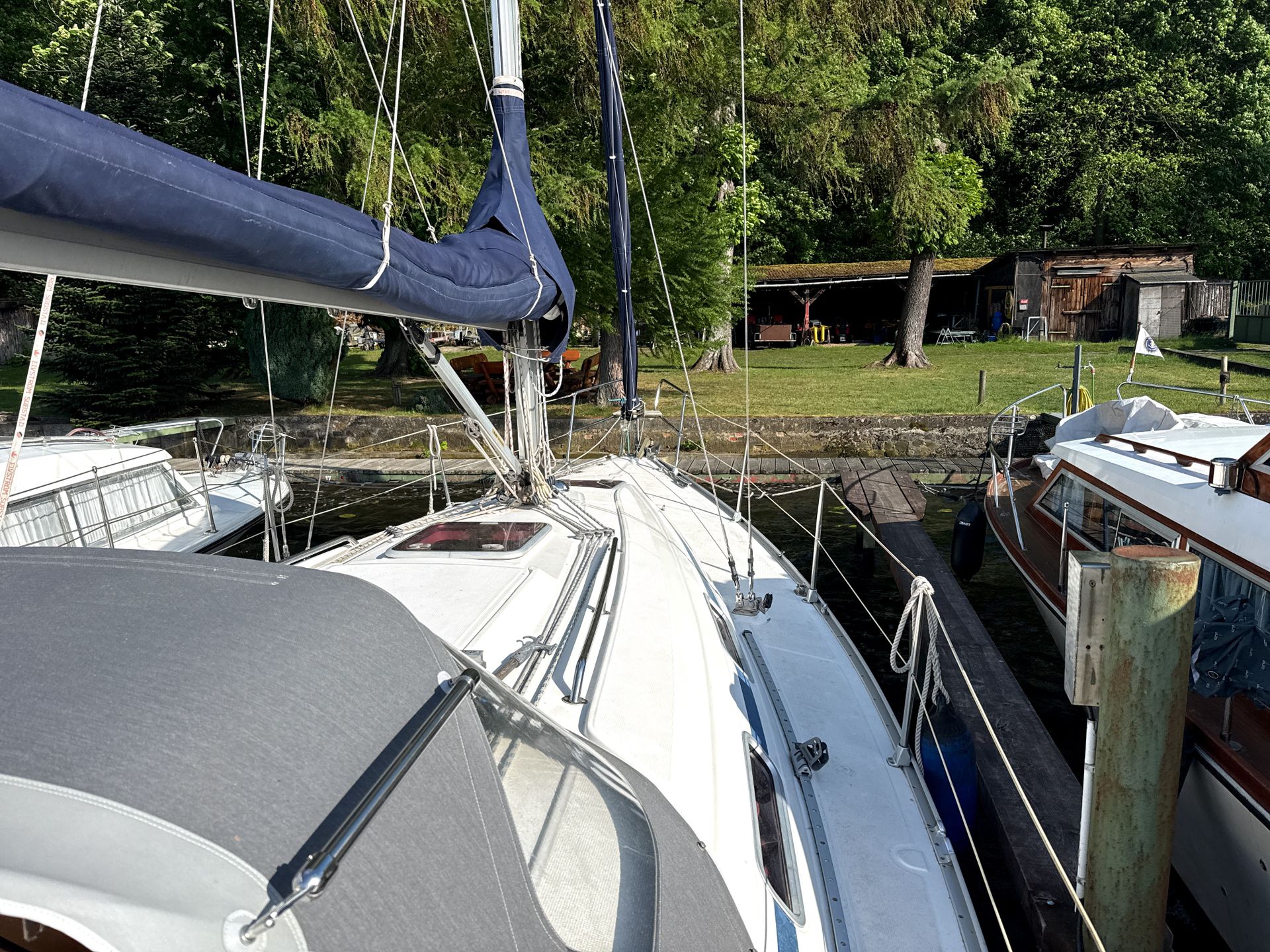 Bavaria 32 #64