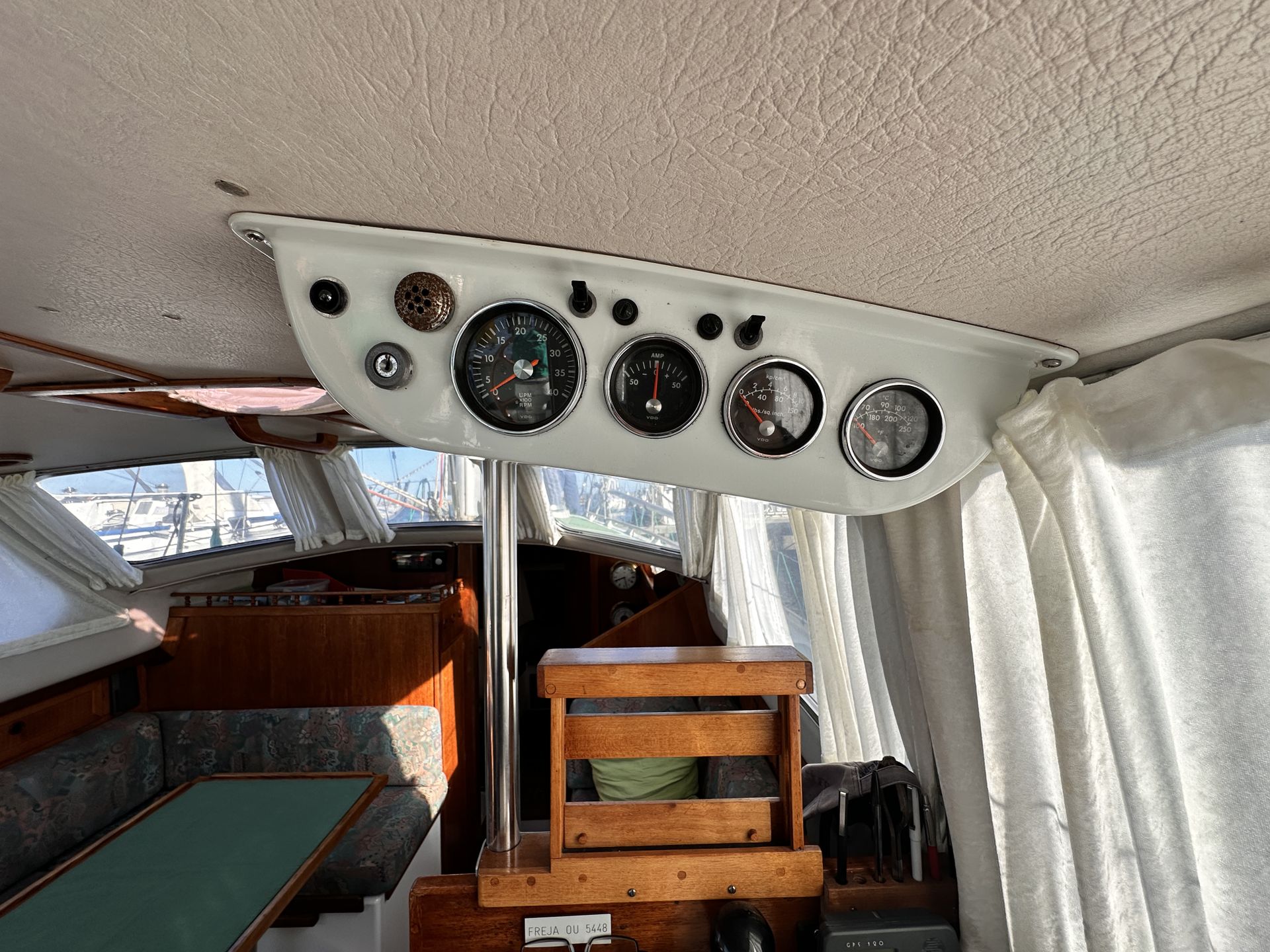 Voyager 35 #22
