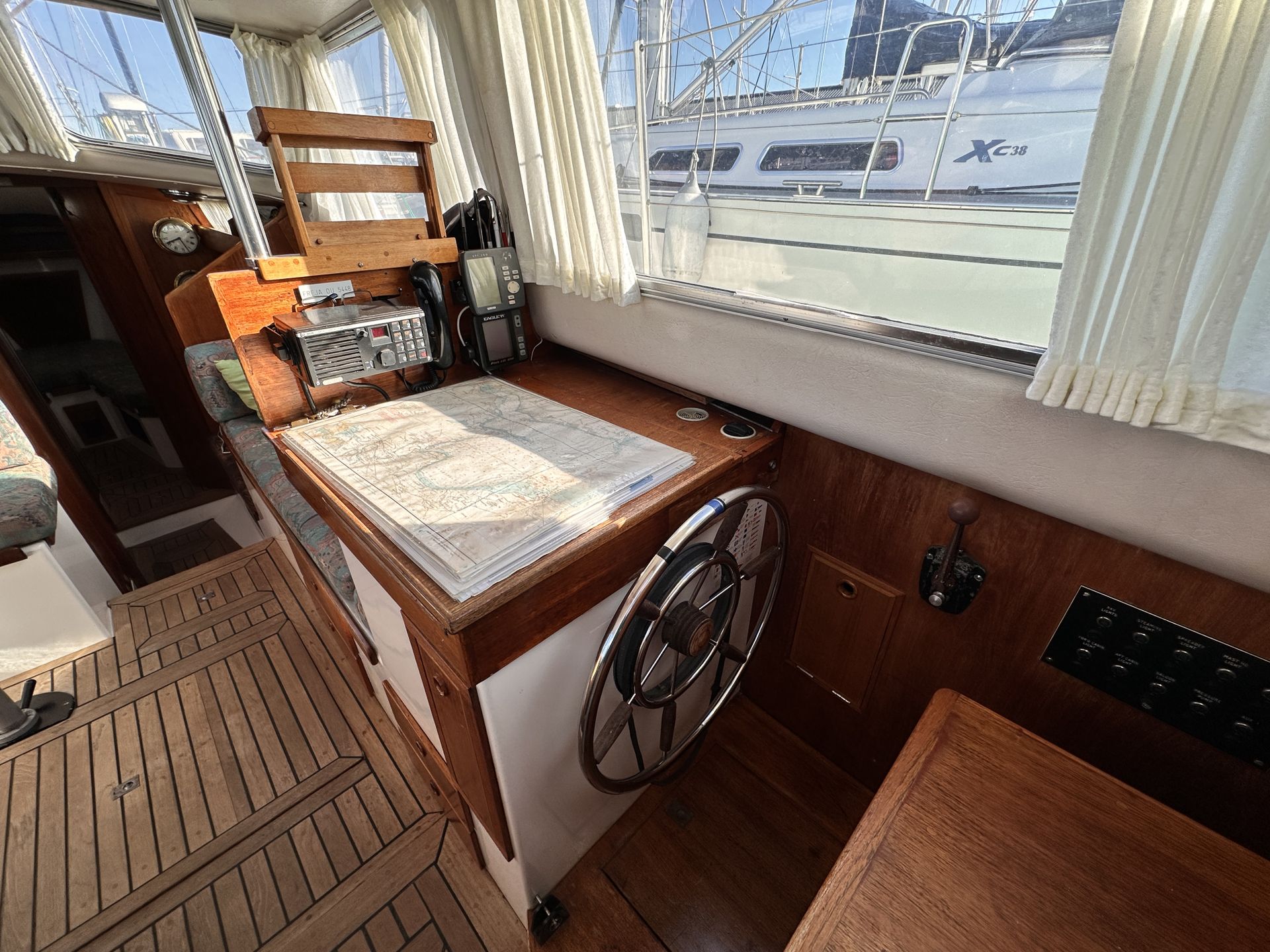 Voyager 35 #25