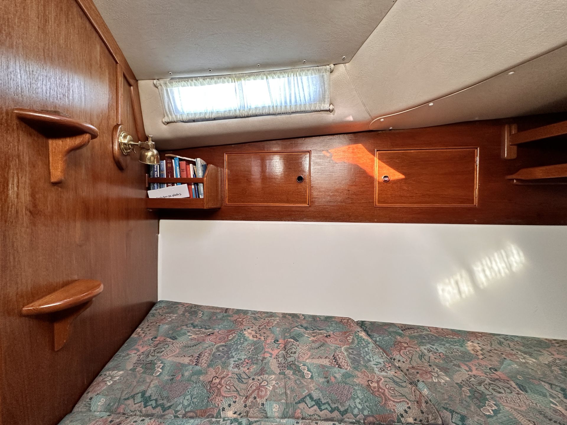 Voyager 35 #39