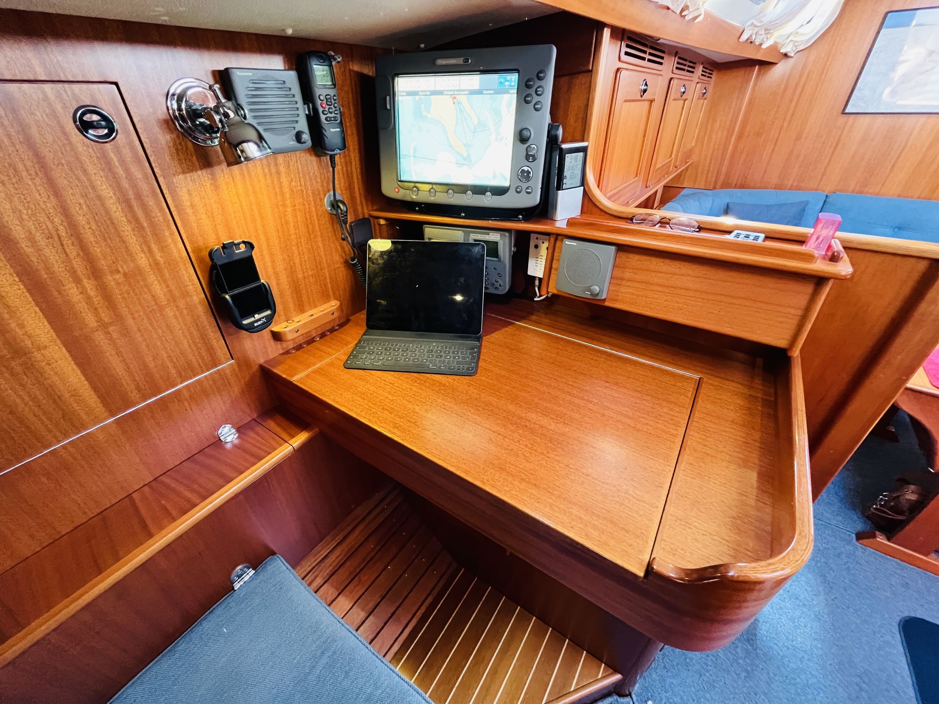 Hallberg-Rassy 43 #45