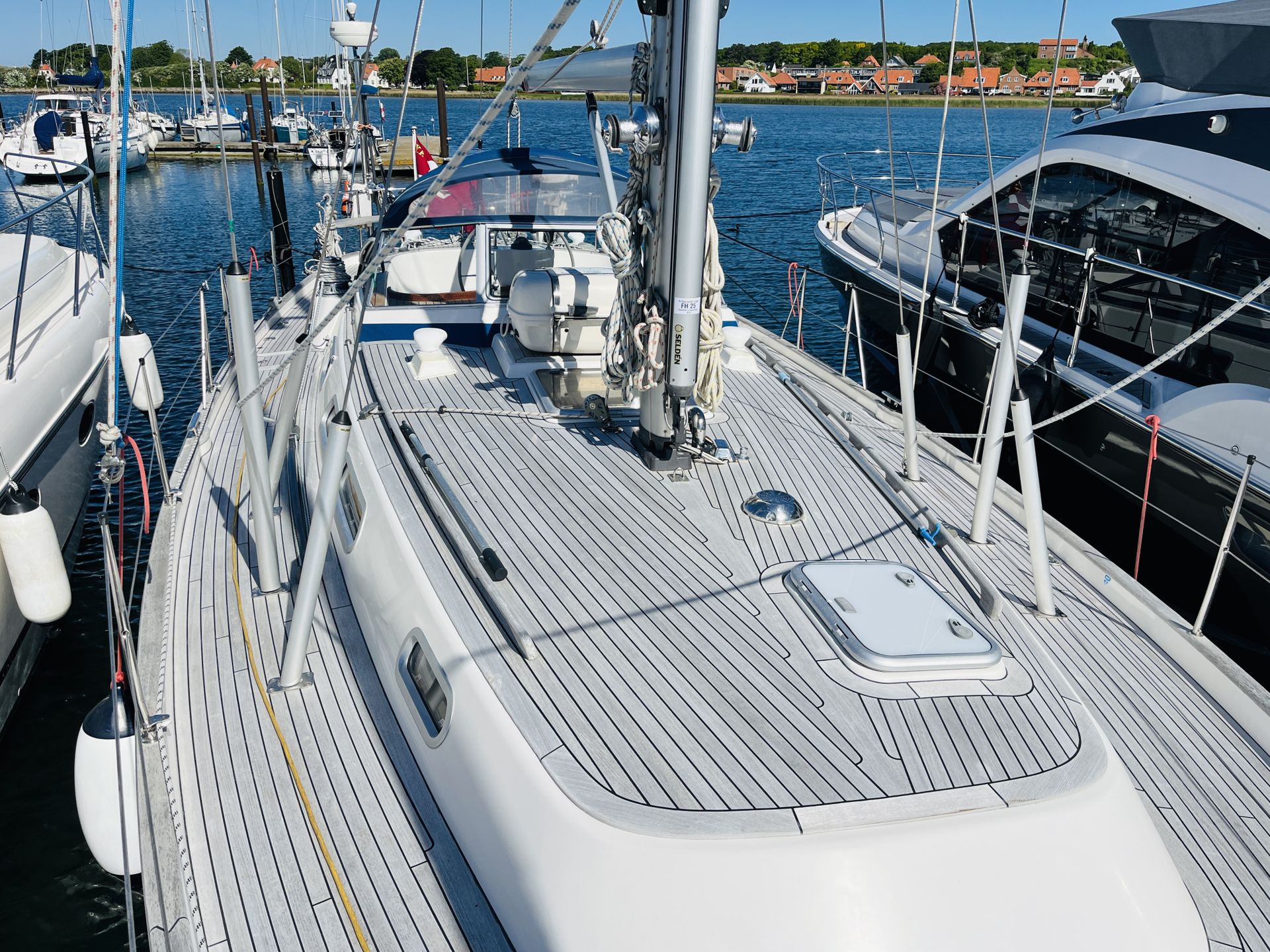 Hallberg-Rassy 43 #14