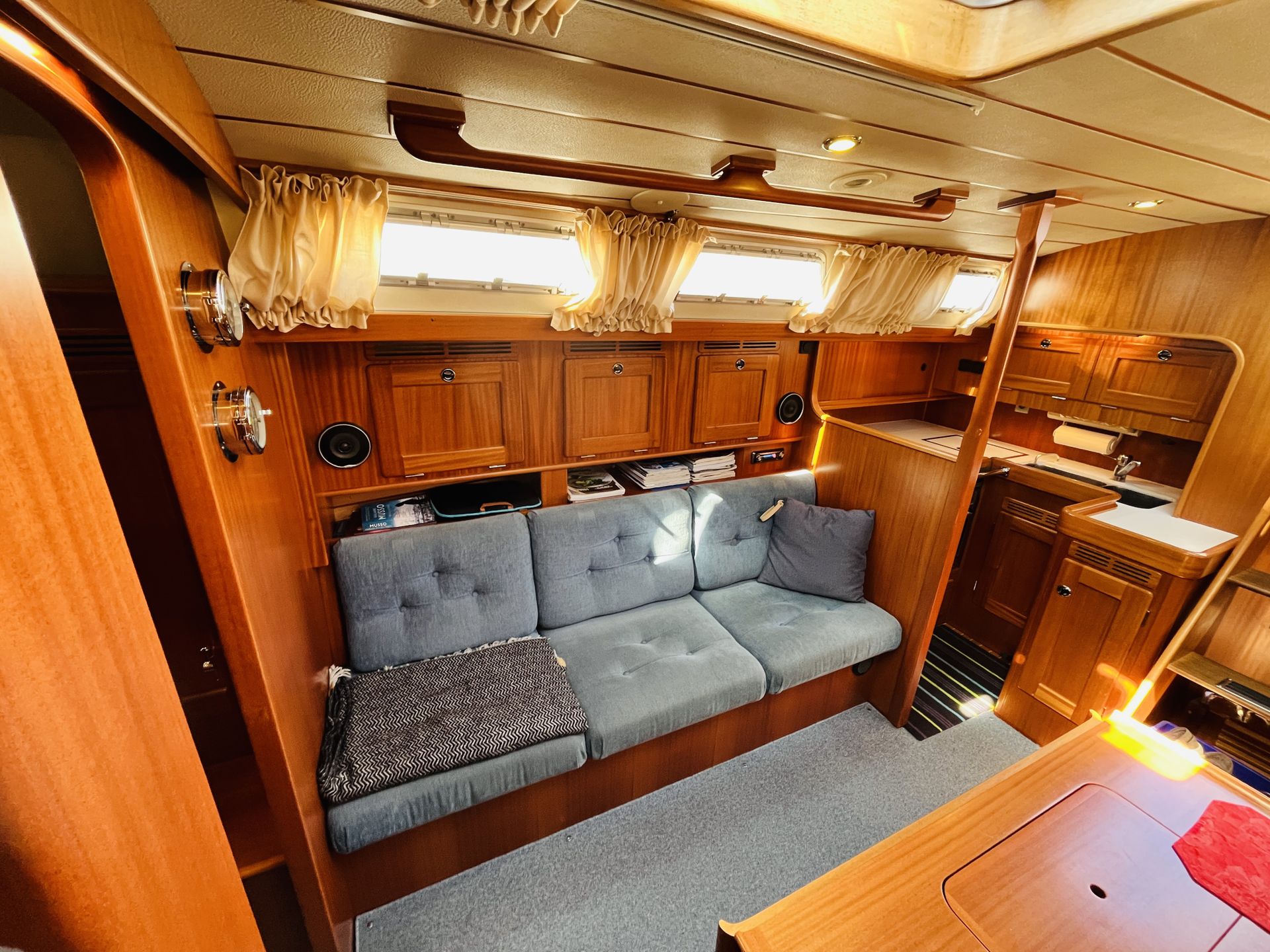 Hallberg-Rassy 43 #58