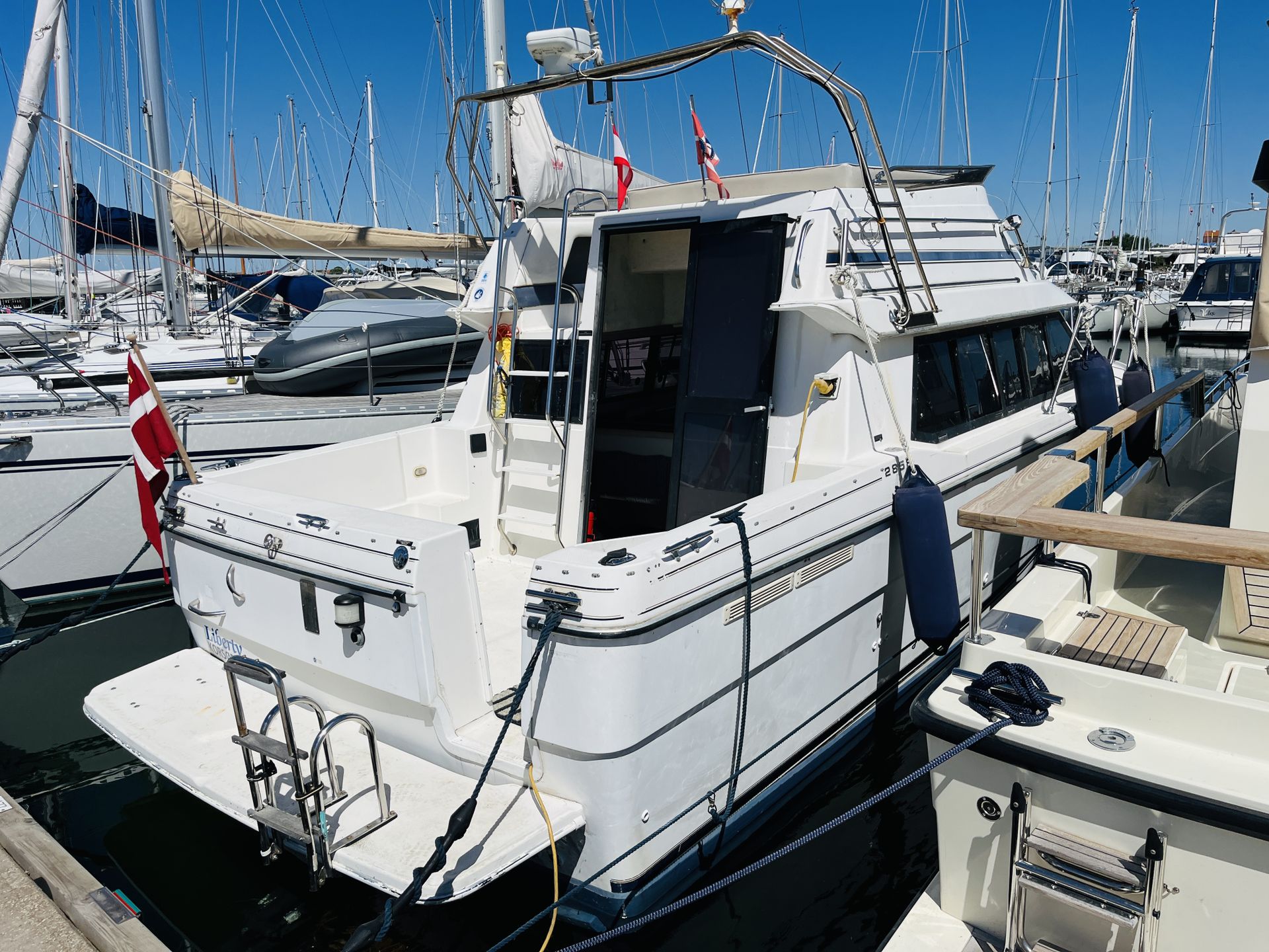 Bayliner 2858 Fly #6