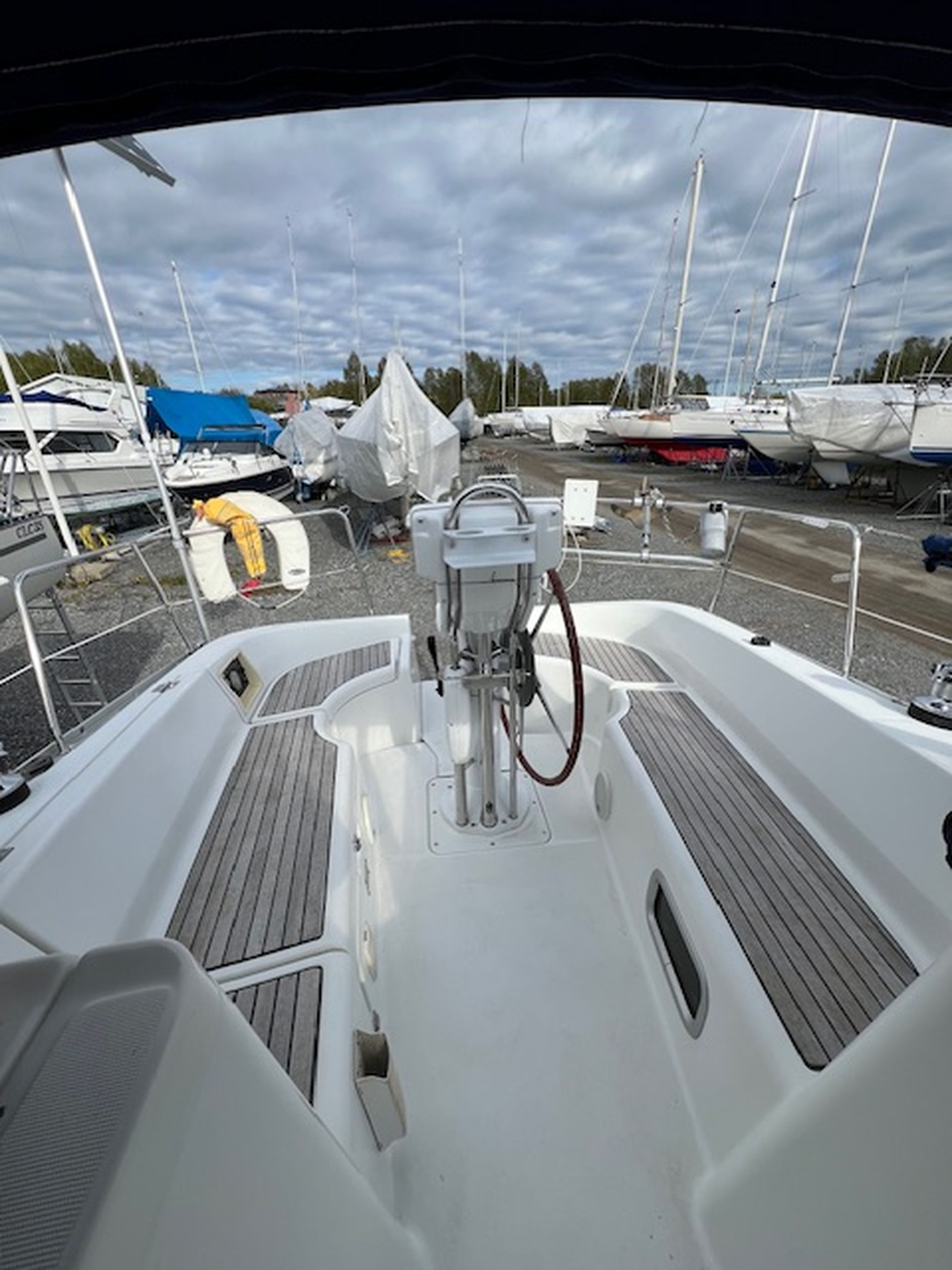 Beneteau Oceanis 323 Clipper #10