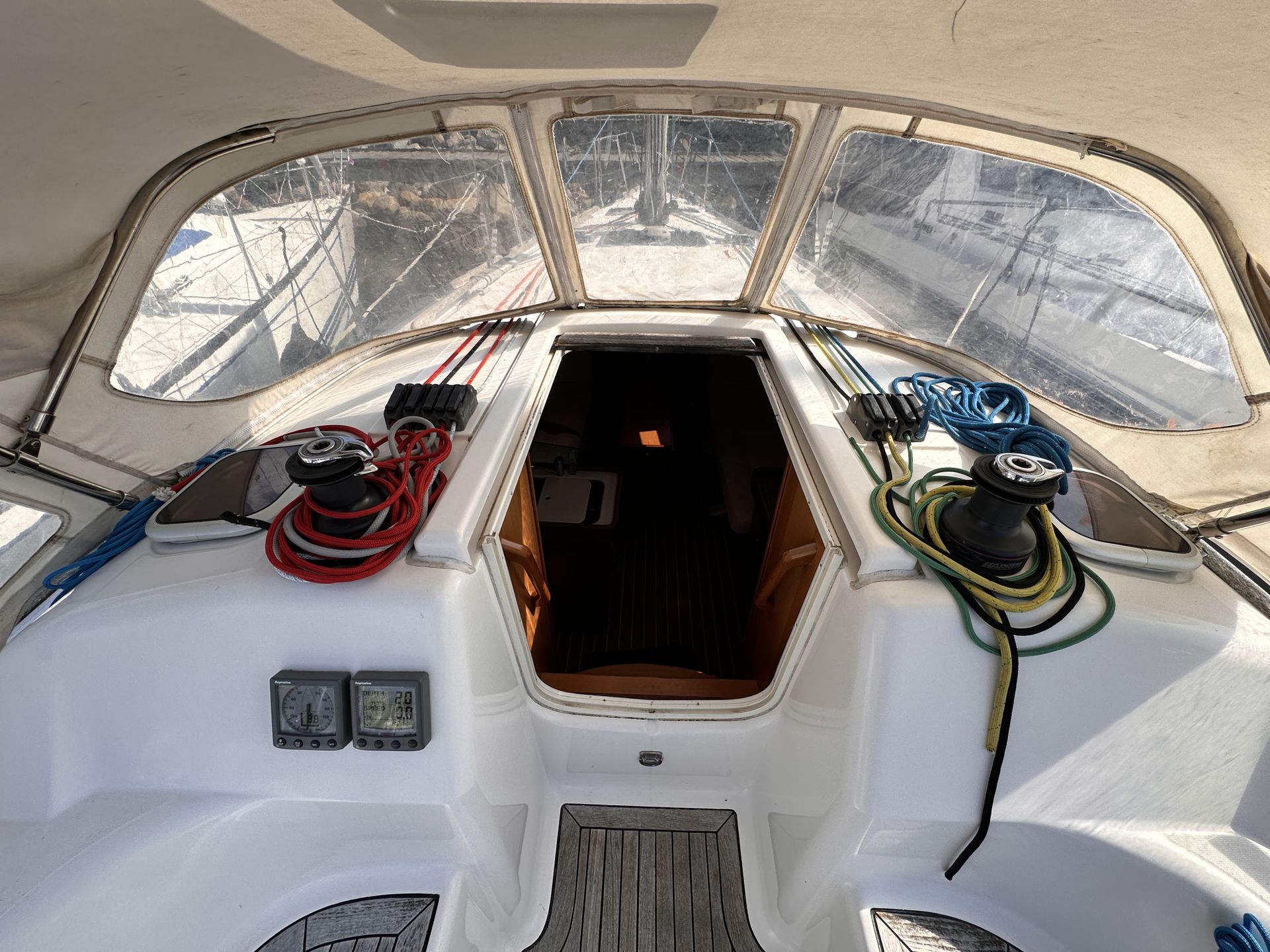 Dufour 34 Performance #19
