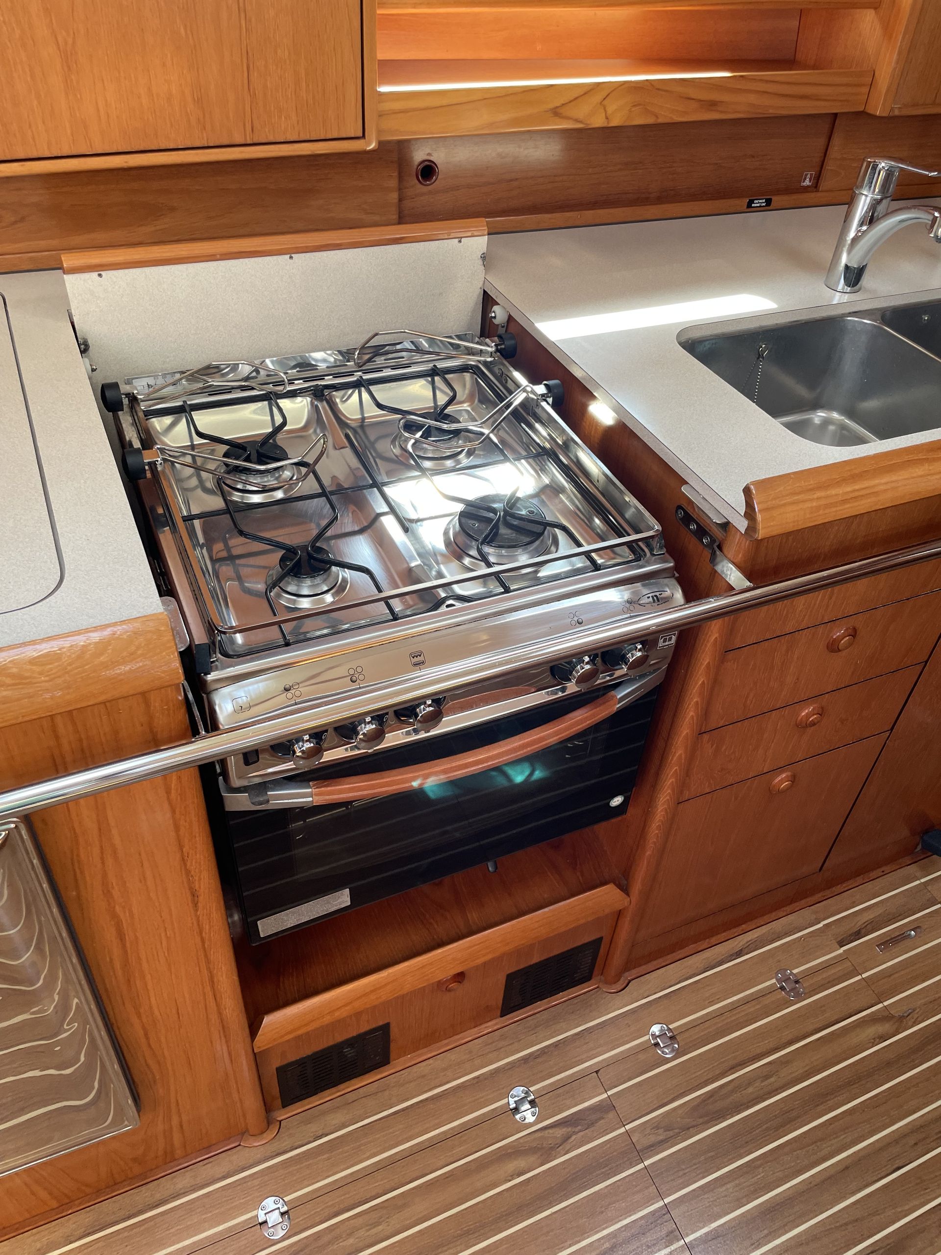 Jeanneau Sun Odyssey 49 #38