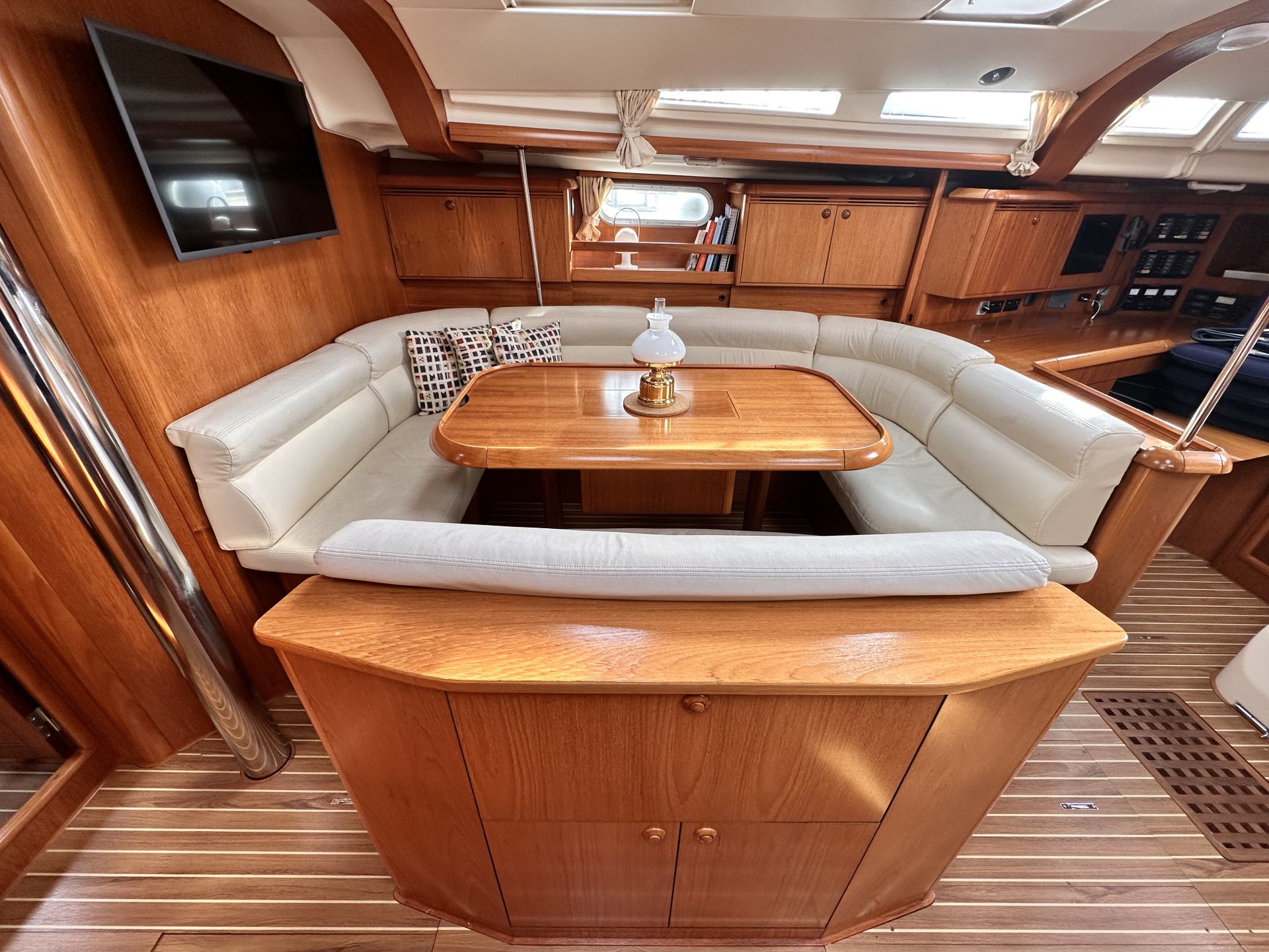 Jeanneau Sun Odyssey 49 #66
