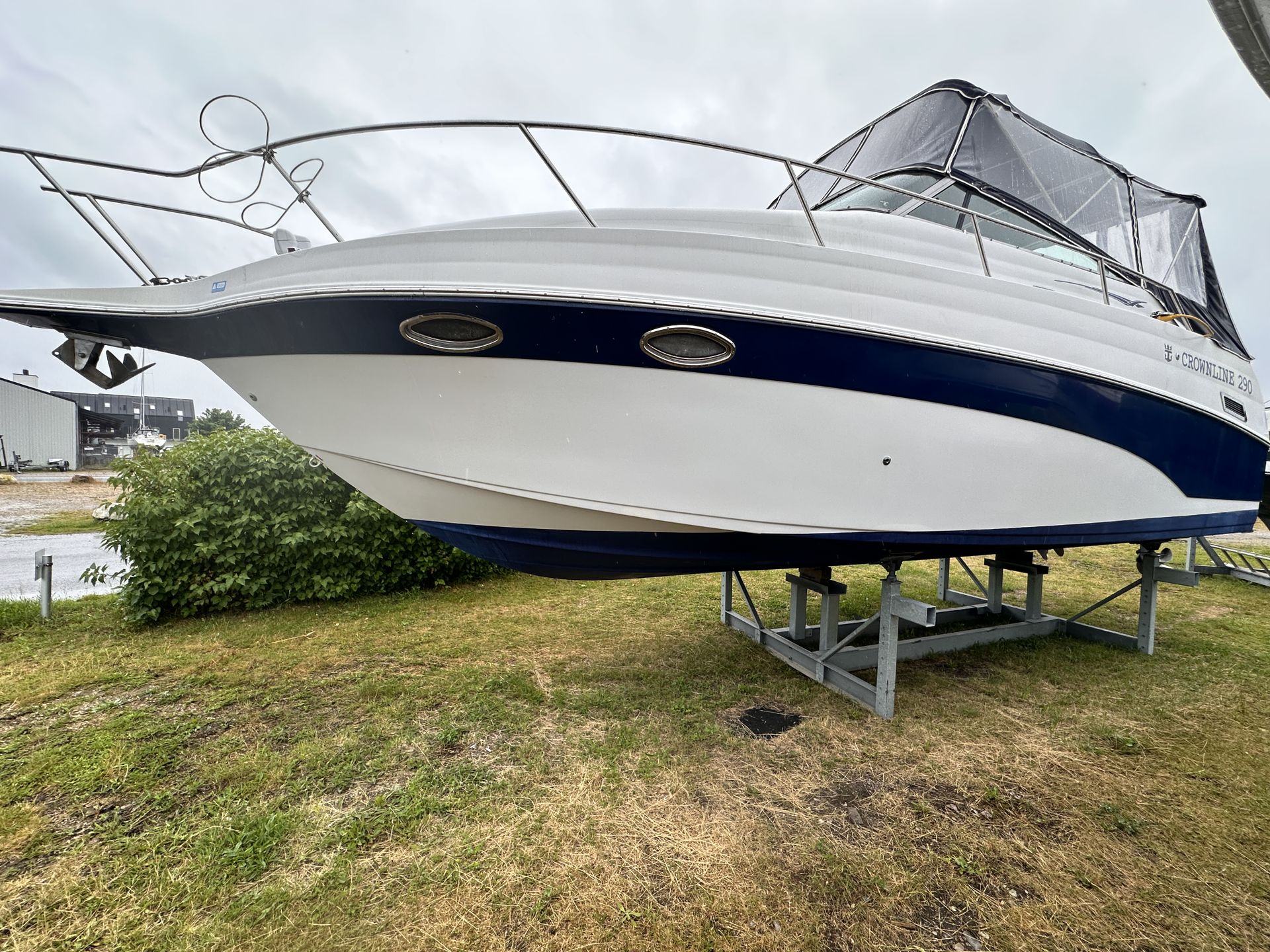 Crownline 290 CR #2