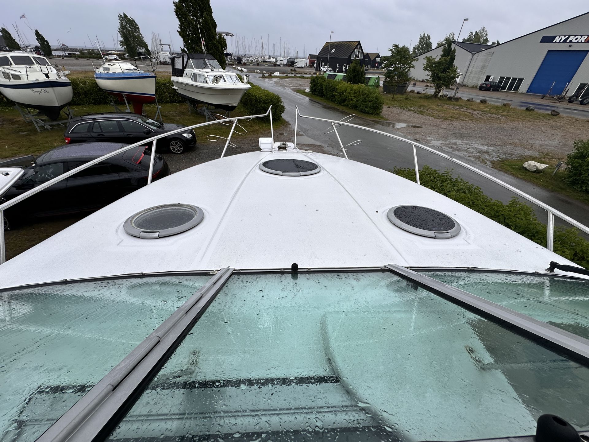 Crownline 290 CR #9