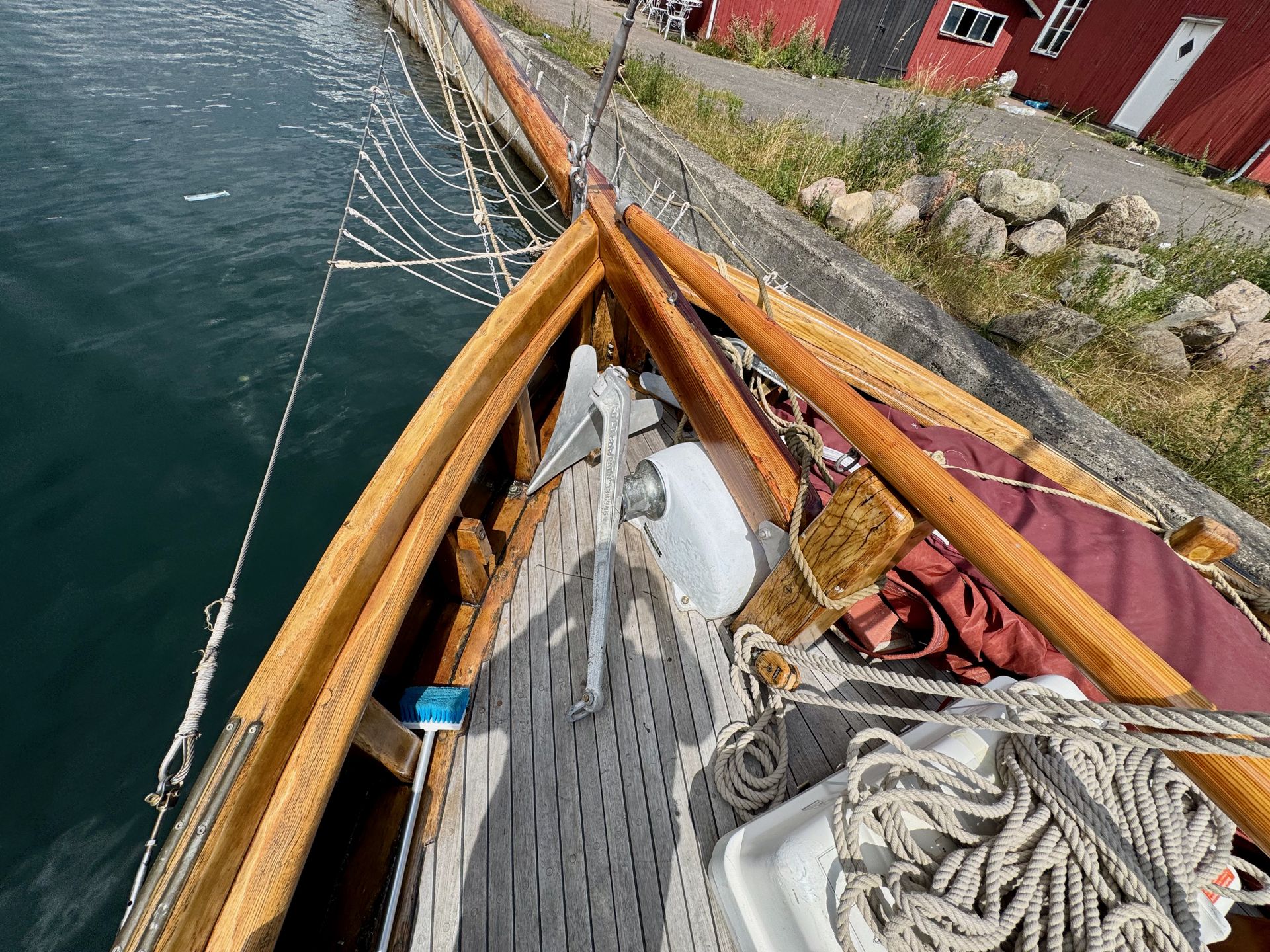 Fordæk med anker
