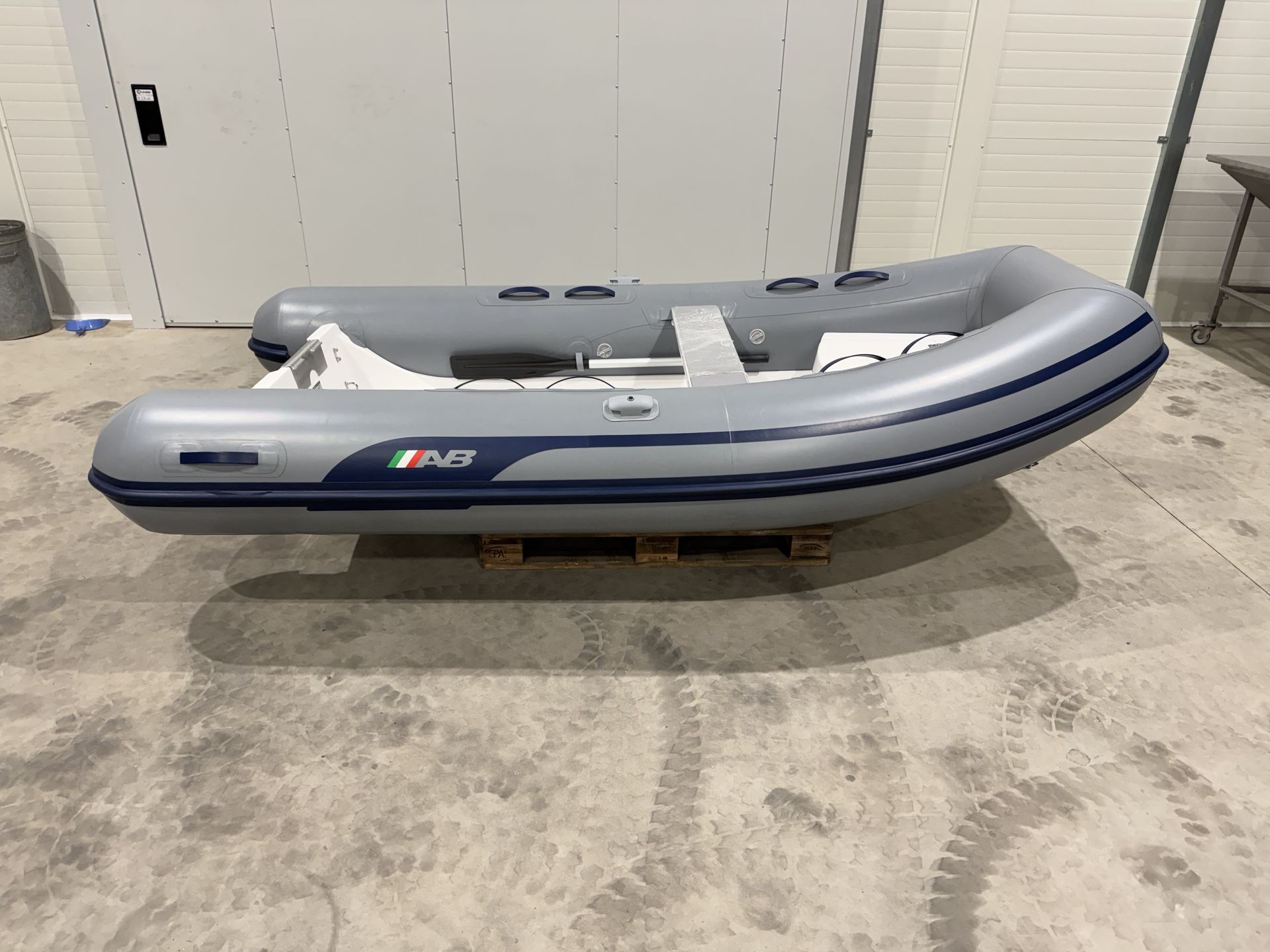 Navigo 10 VS NEPTUNE GREY W BLUE LINE #6