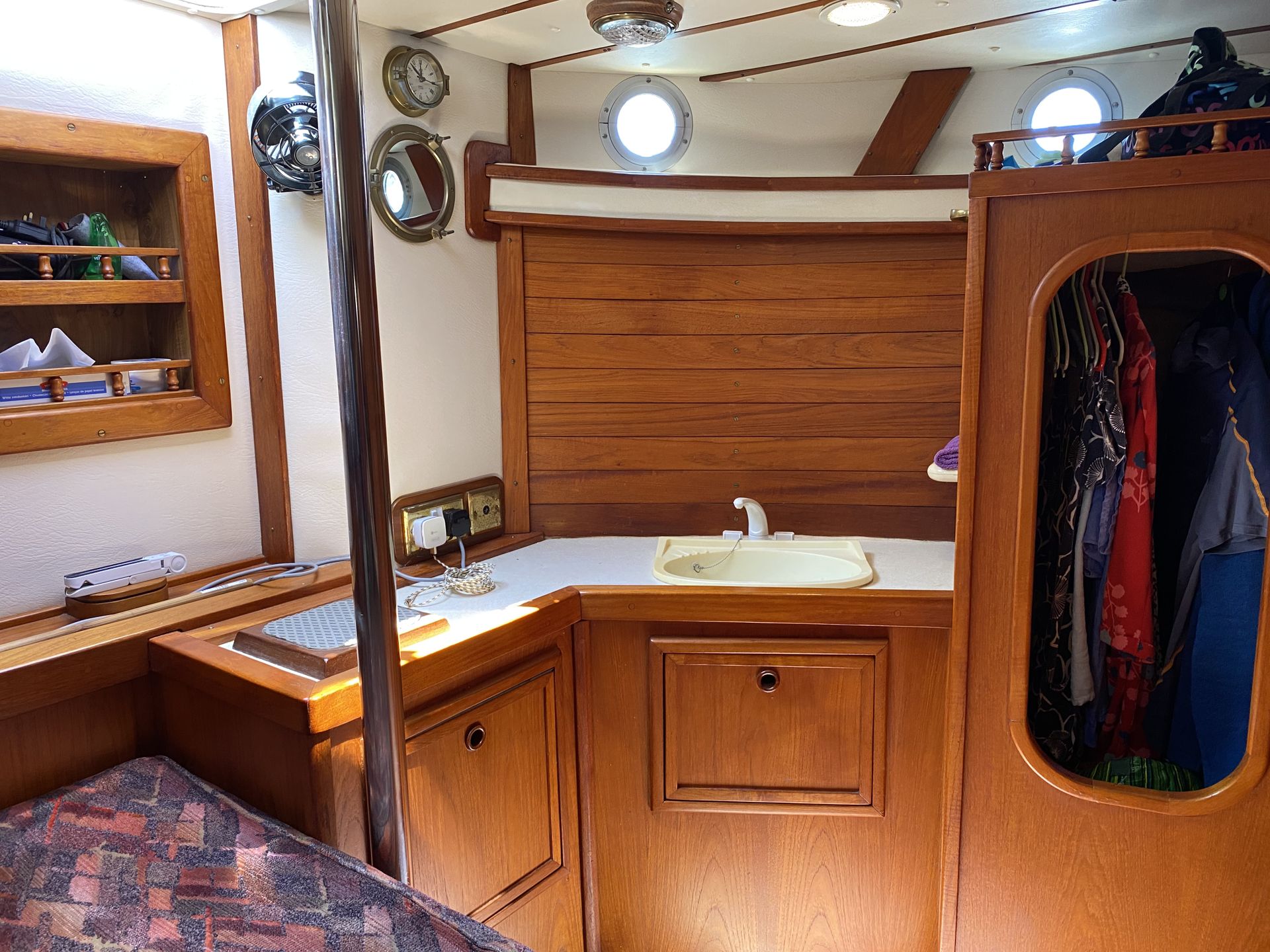Colvic Watson 32, 1994, Excellent Condition | Lagos Marina Berth | Ideal Liveaboard EU VAT Paid status #20