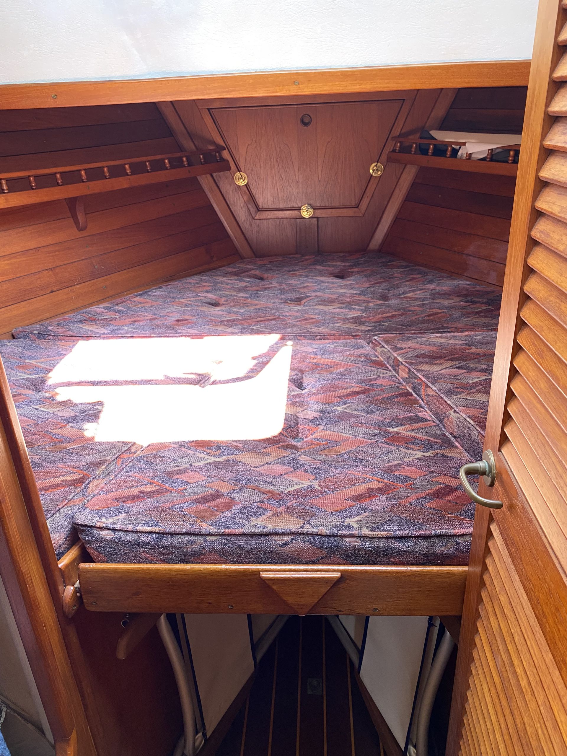 Colvic Watson 32, 1994, Excellent Condition | Lagos Marina Berth | Ideal Liveaboard EU VAT Paid status #15