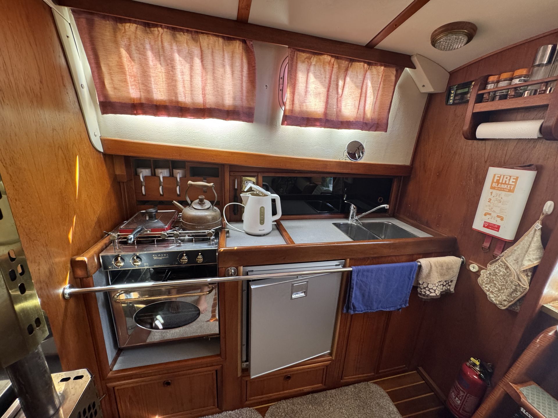 Colvic Watson 32, 1994, Excellent Condition | Lagos Marina Berth | Ideal Liveaboard EU VAT Paid status #56