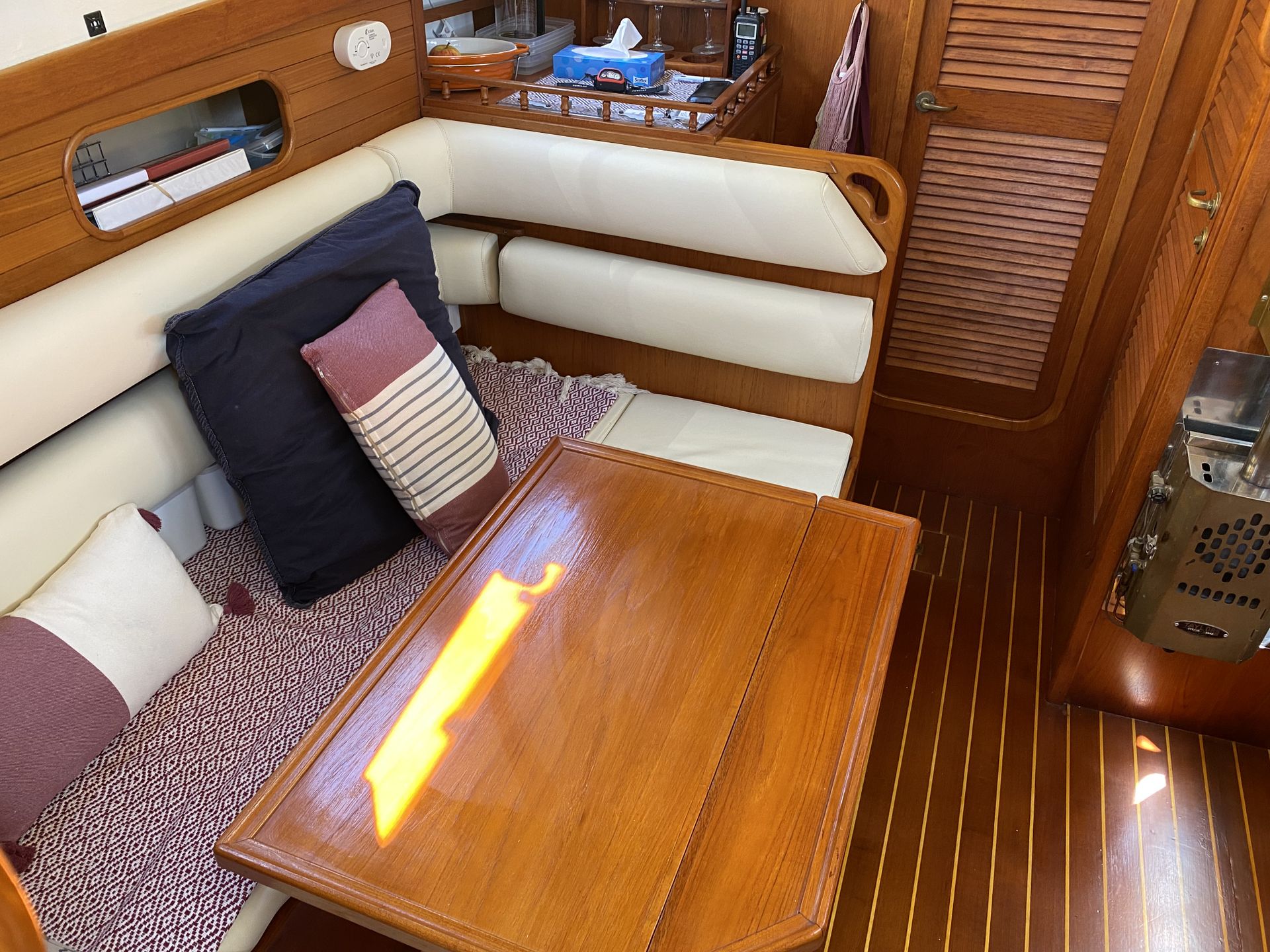 Colvic Watson 32, 1994, Excellent Condition | Lagos Marina Berth | Ideal Liveaboard EU VAT Paid status #12