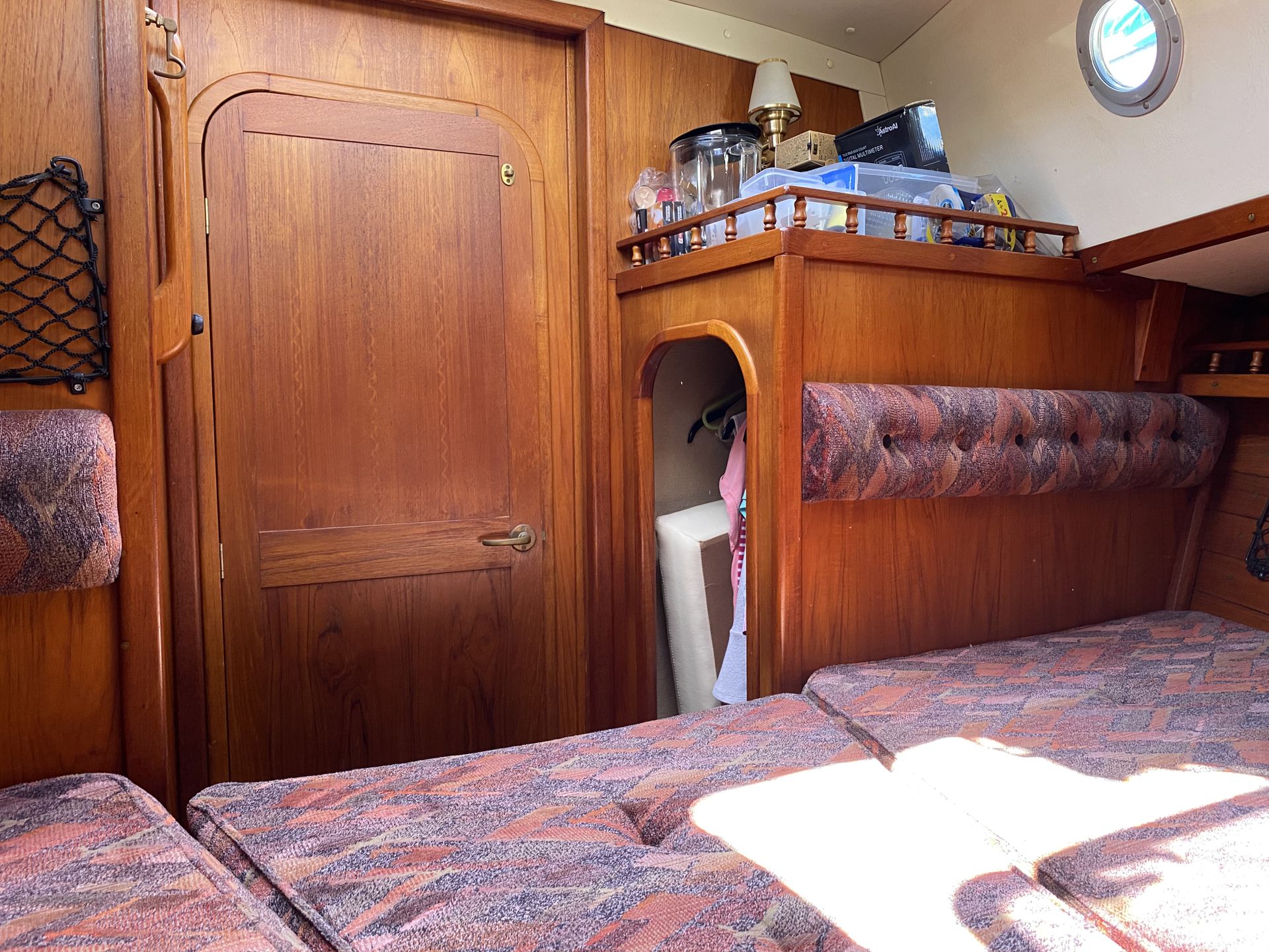 Colvic Watson 32, 1994, Excellent Condition | Lagos Marina Berth | Ideal Liveaboard EU VAT Paid status #16
