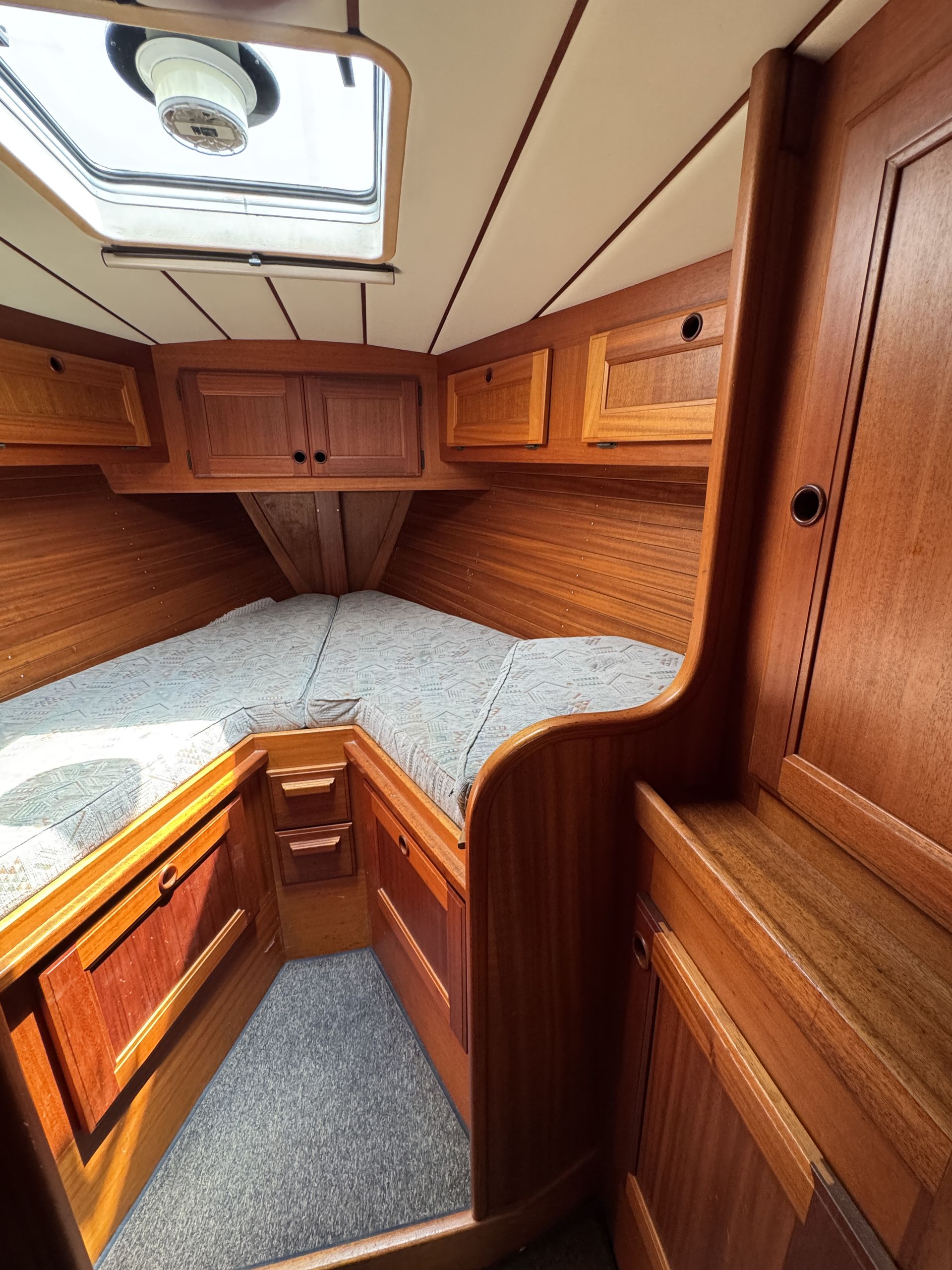 NAJAD 390  Fully Equipped Bluewater Cruiser in Excellent Condition #25