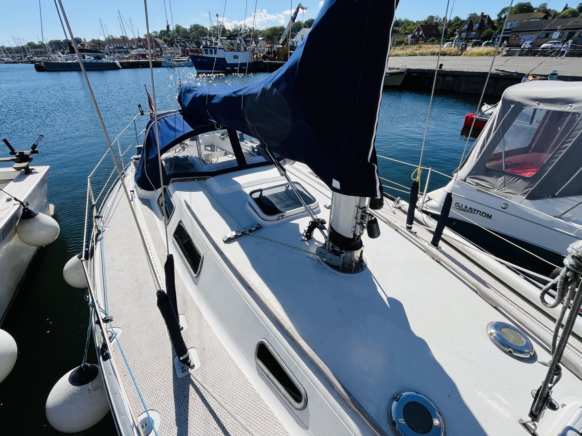 Contessa 35 #16