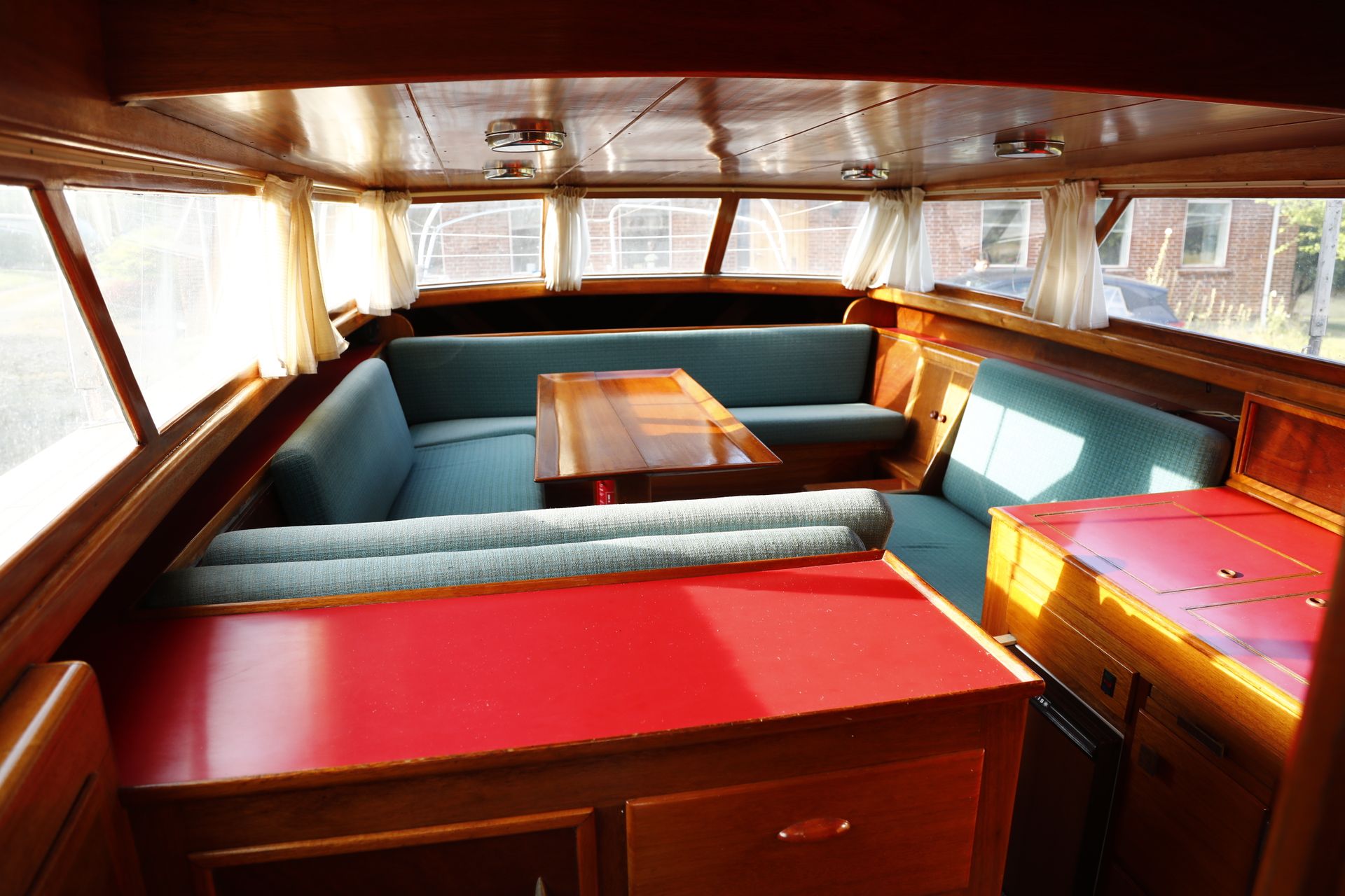 Velbygget Mahogny båd #38