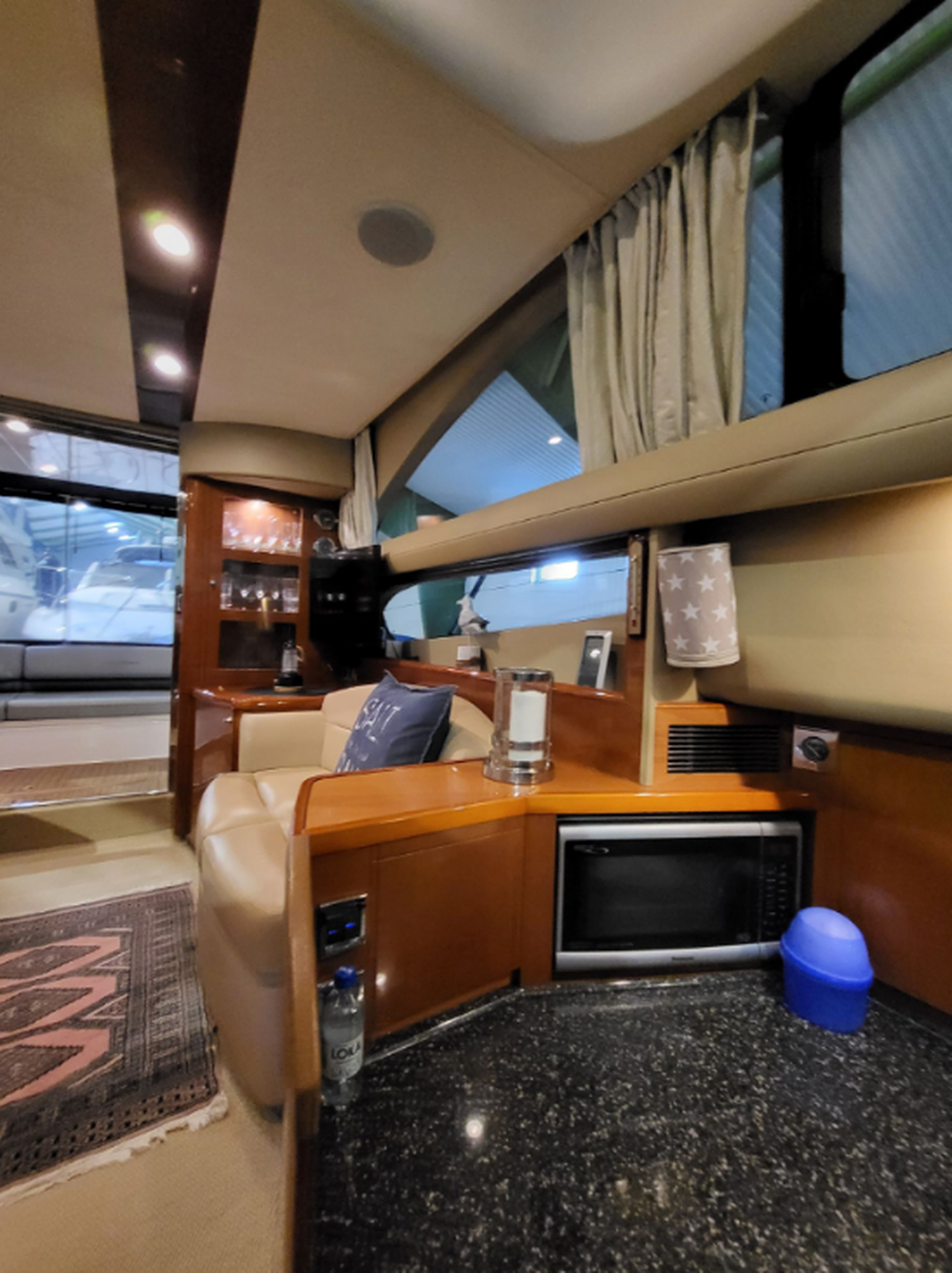 Princess 42 Flybridge #20