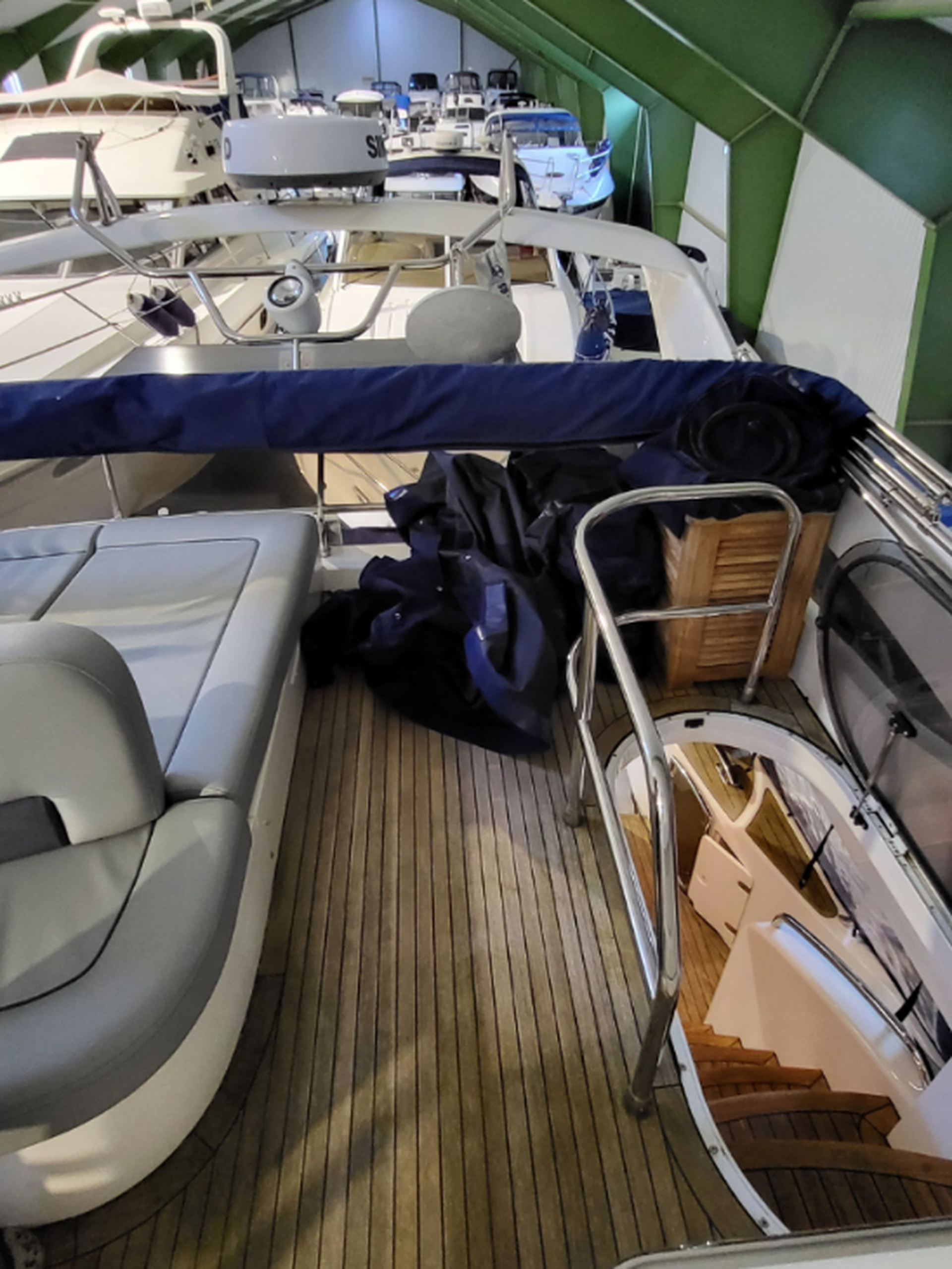 Princess 42 Flybridge #12