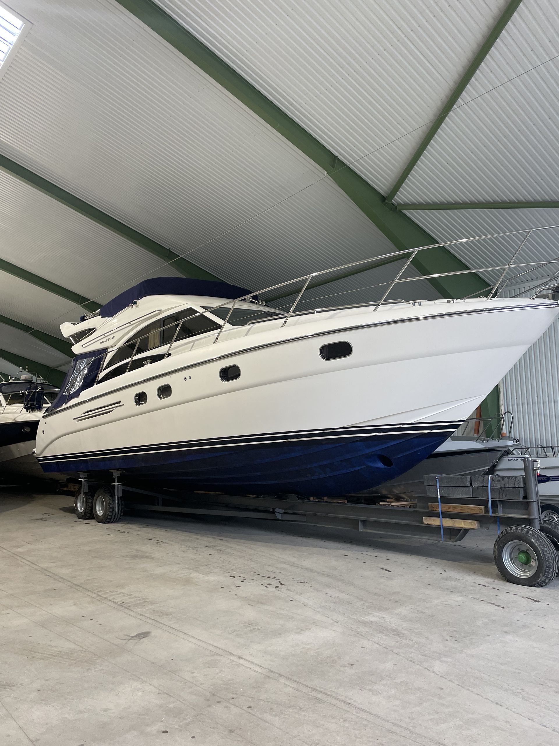 Princess 42 Flybridge #5