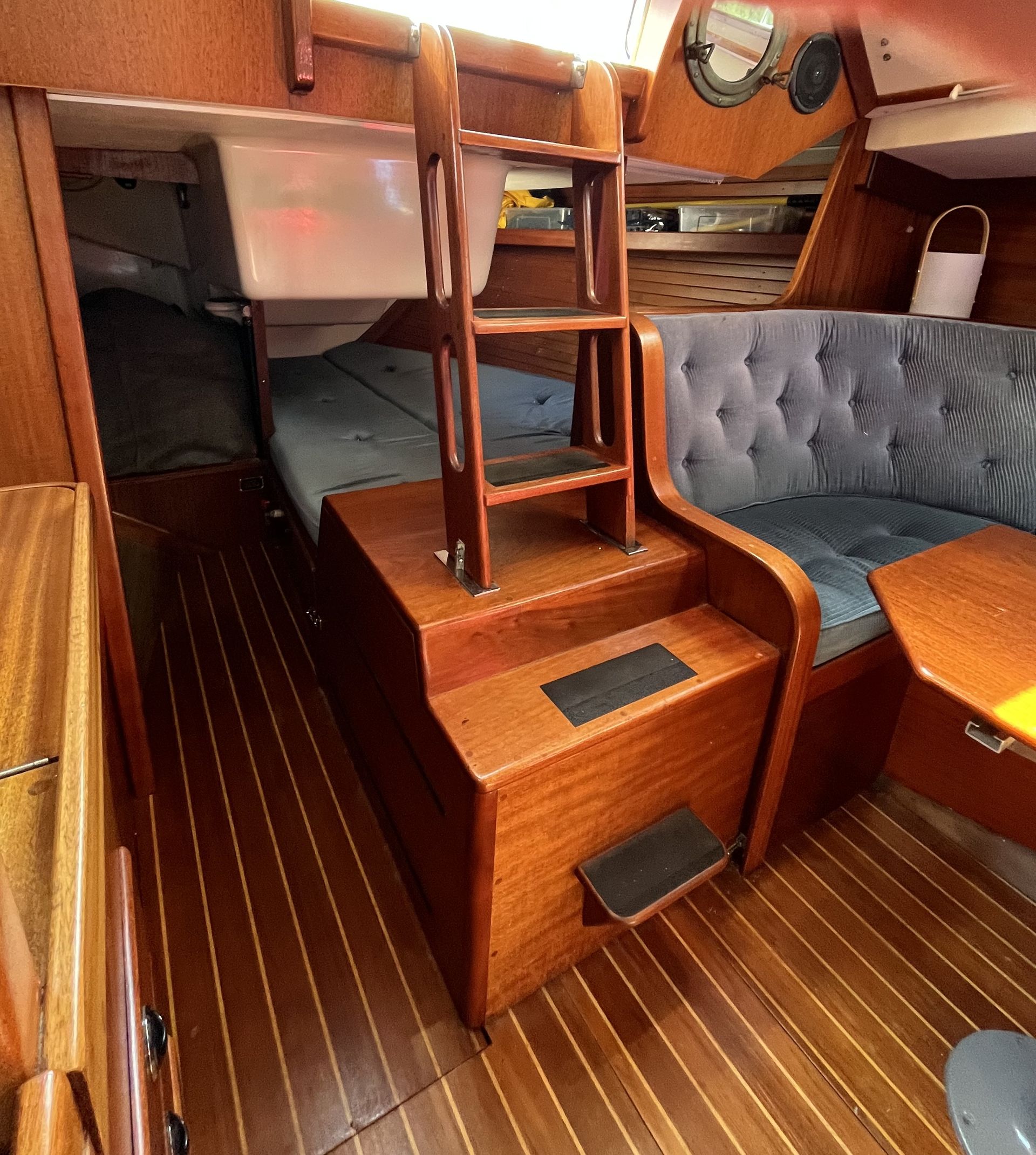 Sweden Yacht 34 #11